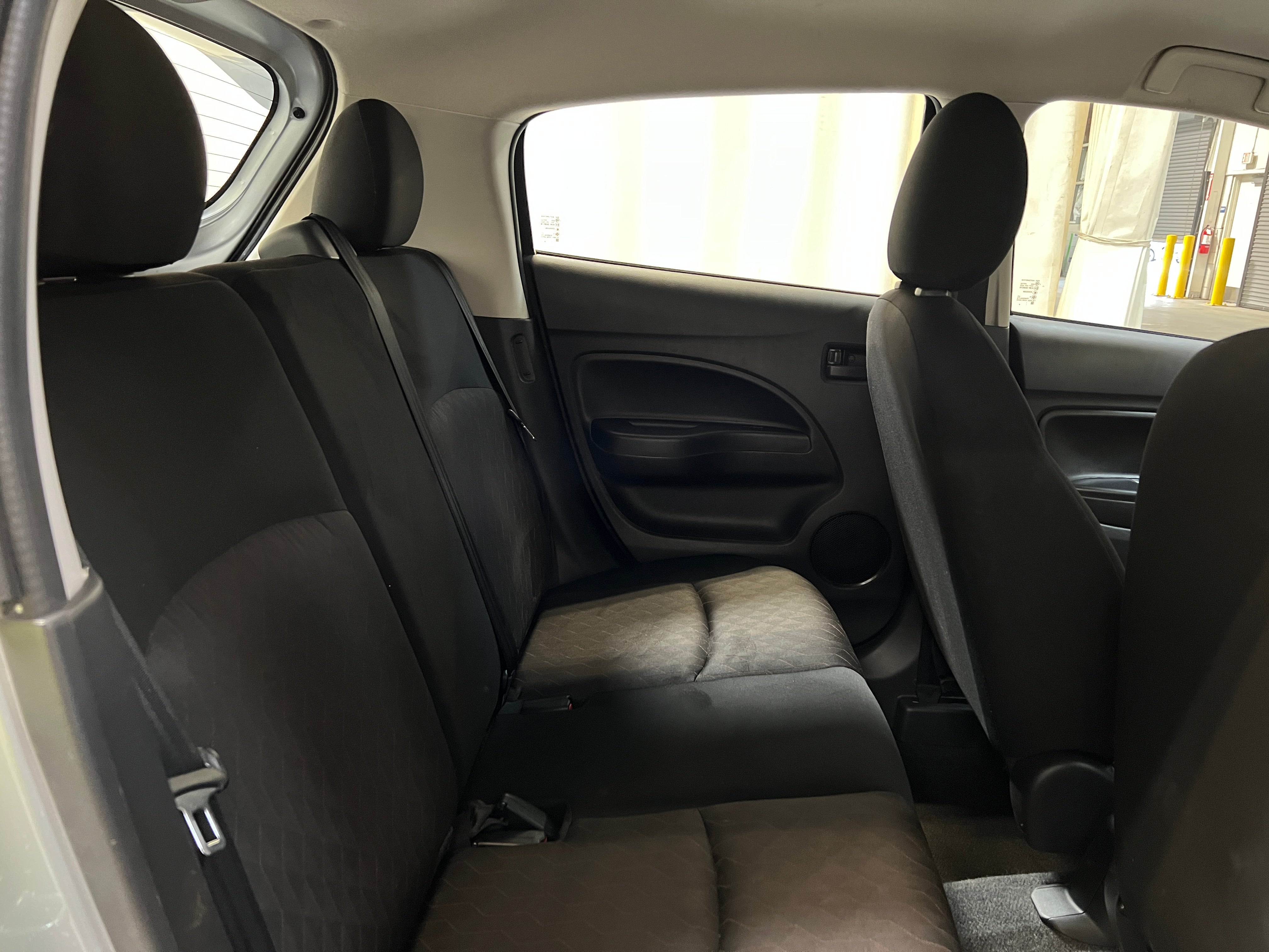 2021 Mitsubishi Mirage ES 6