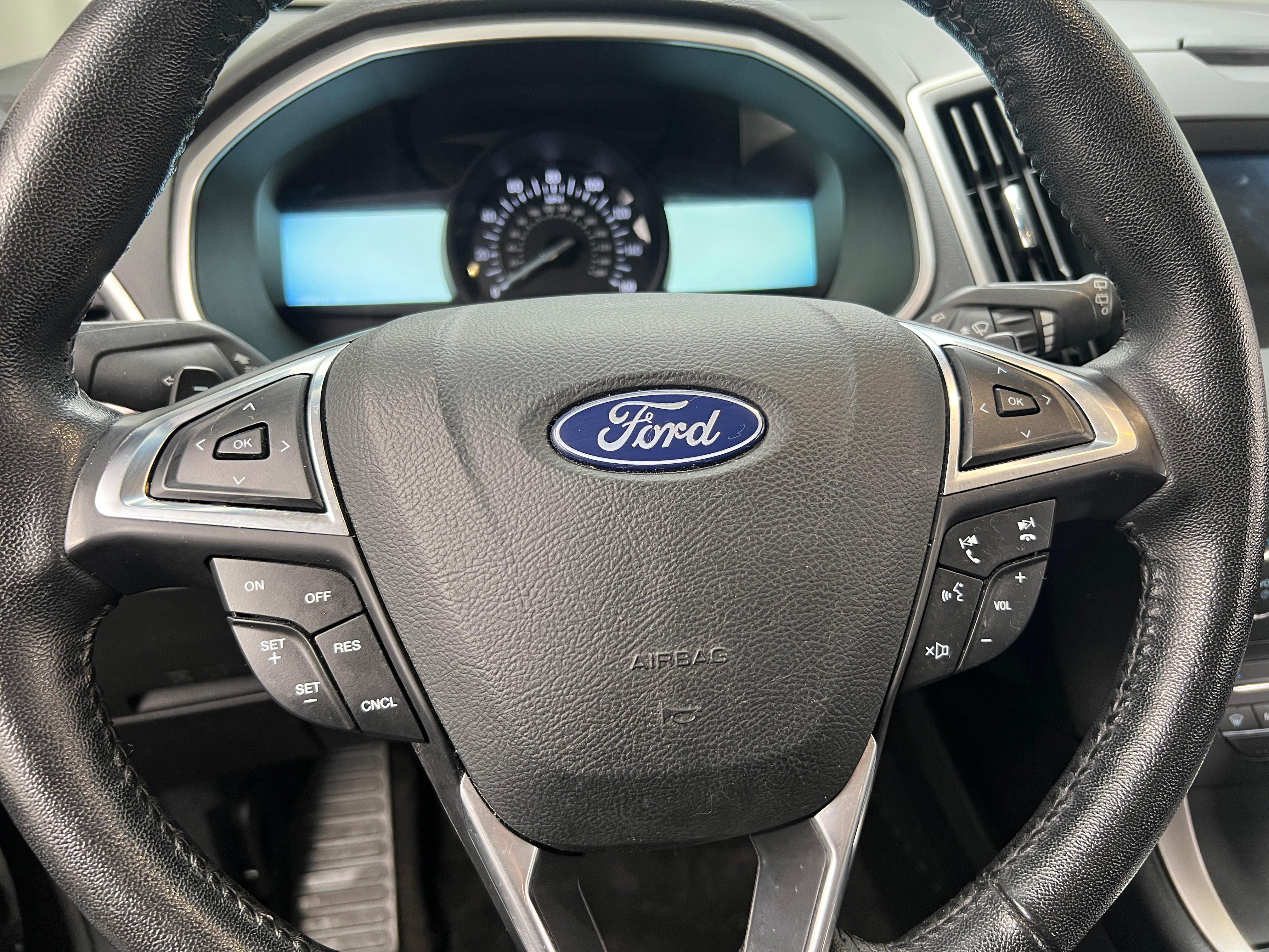 2018 Ford Edge SEL 4