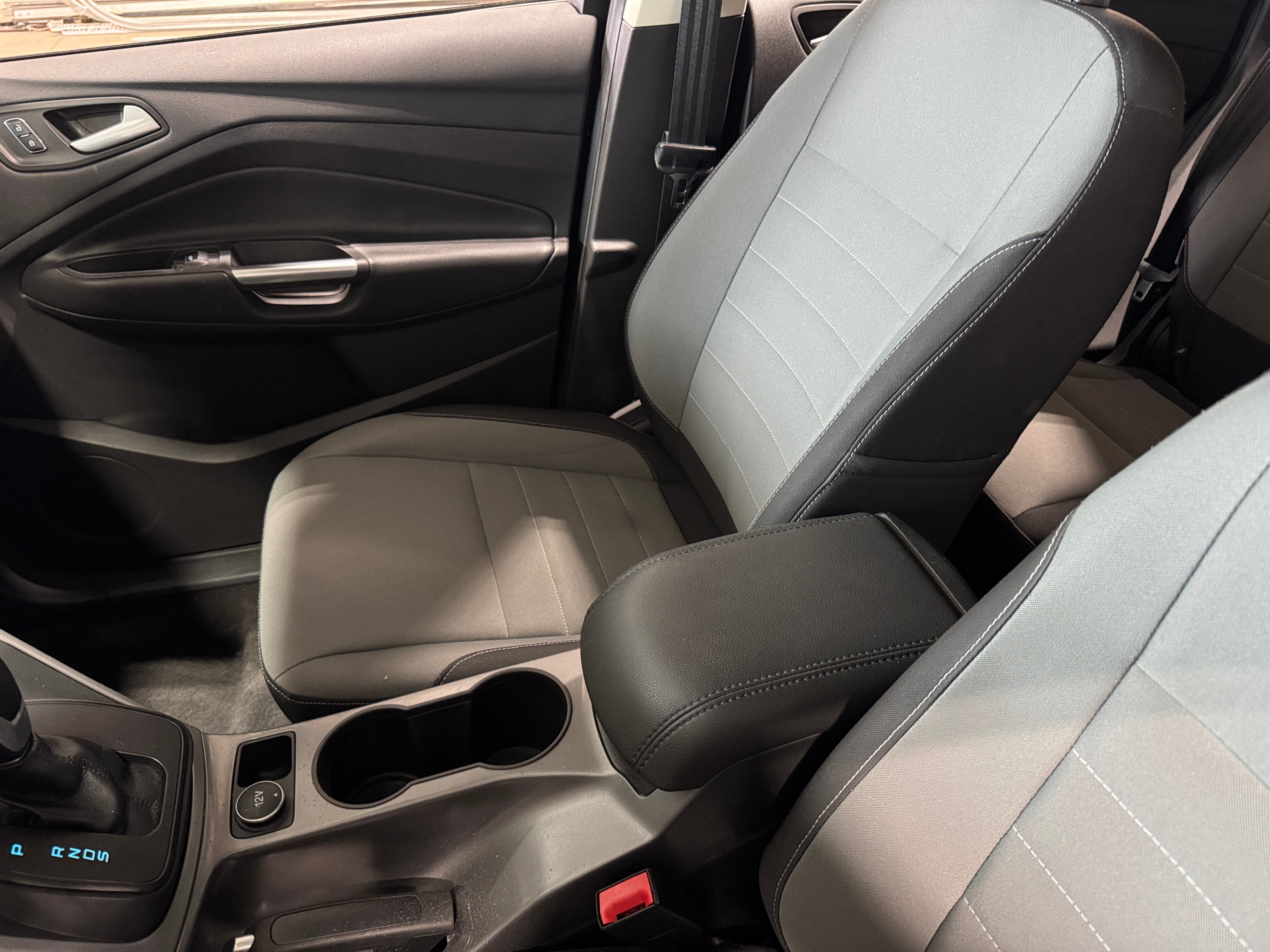 2016 Ford Escape SE 2