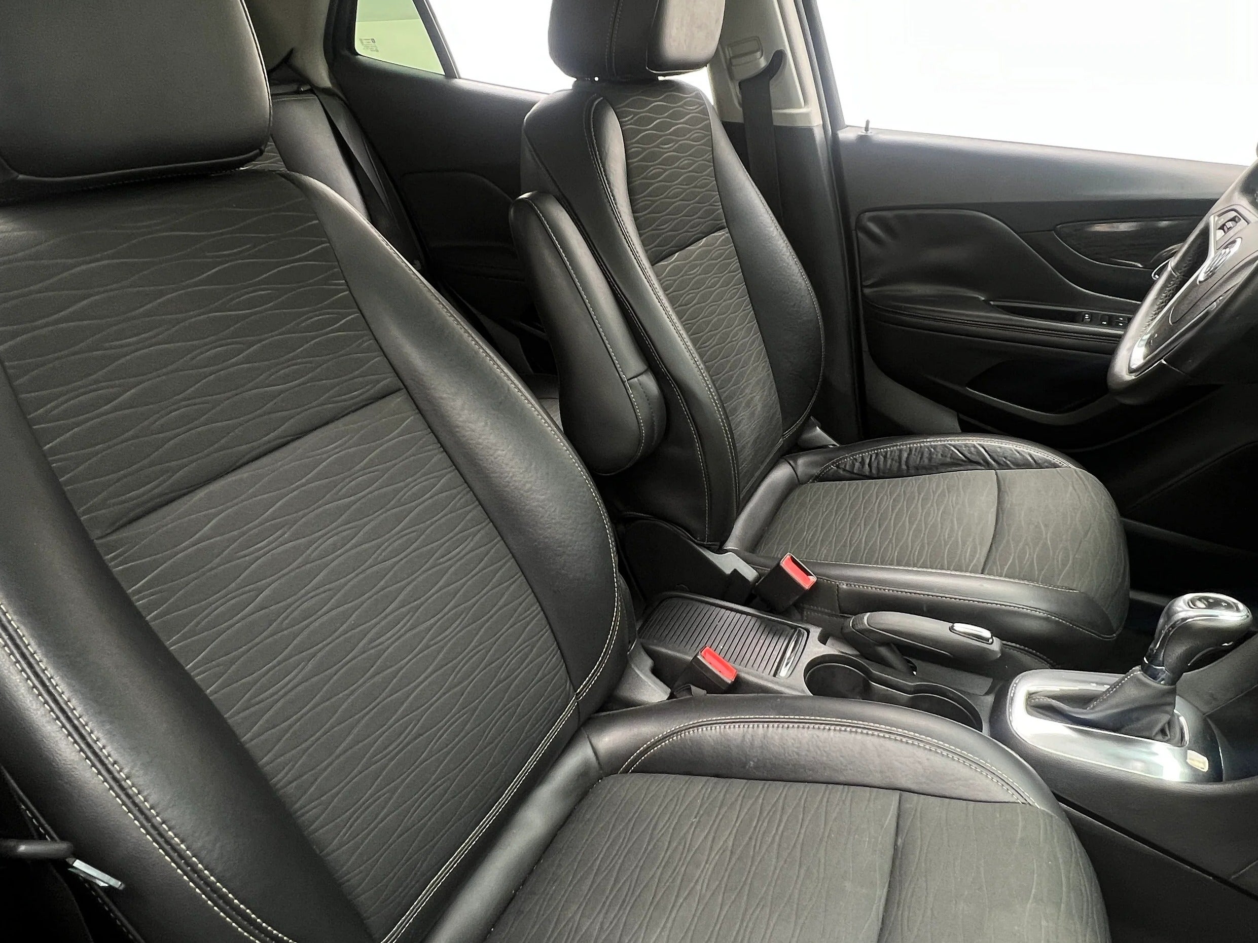 2015 Buick Encore Base 2
