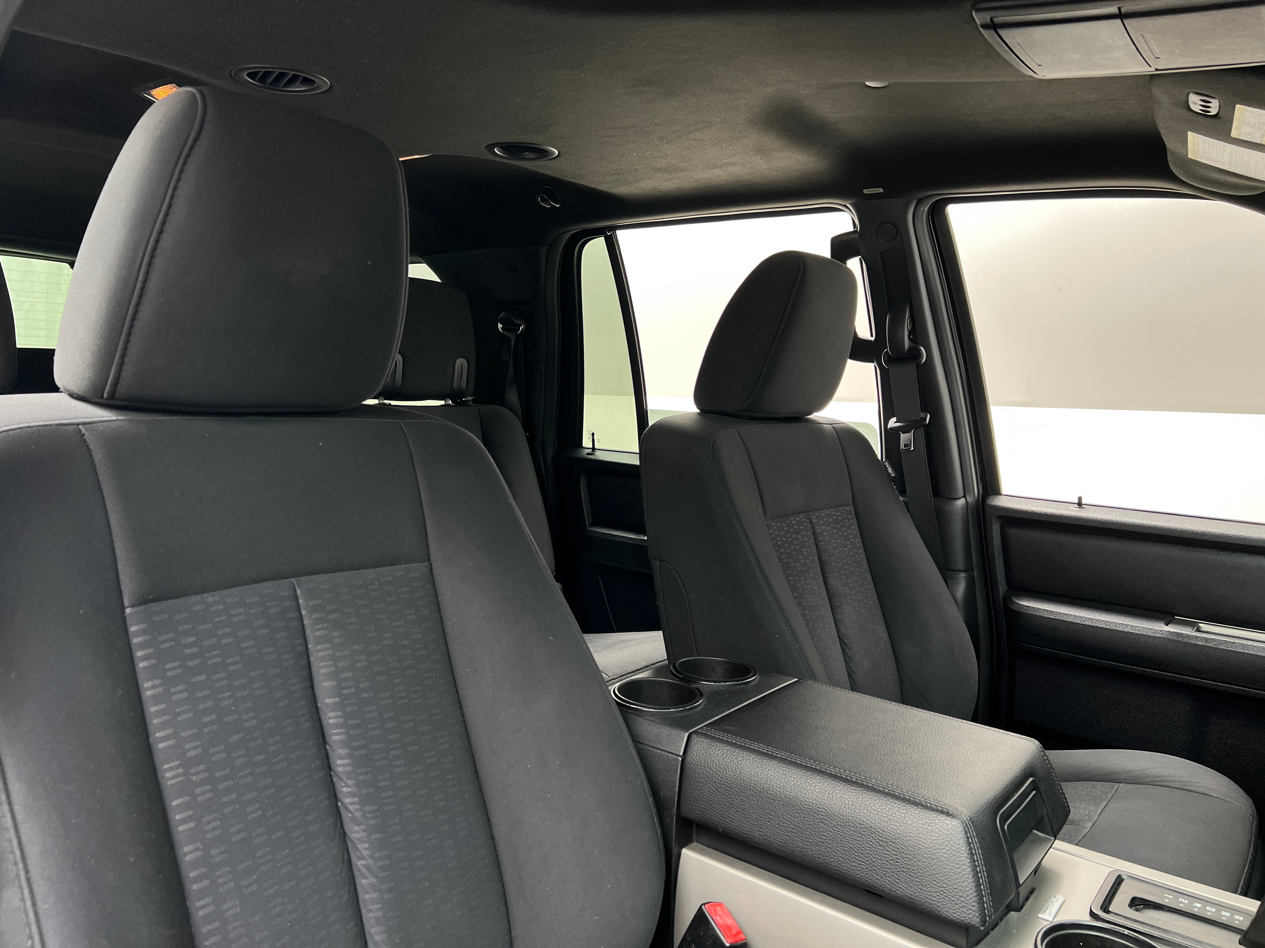 2016 Ford Expedition EL XLT 2