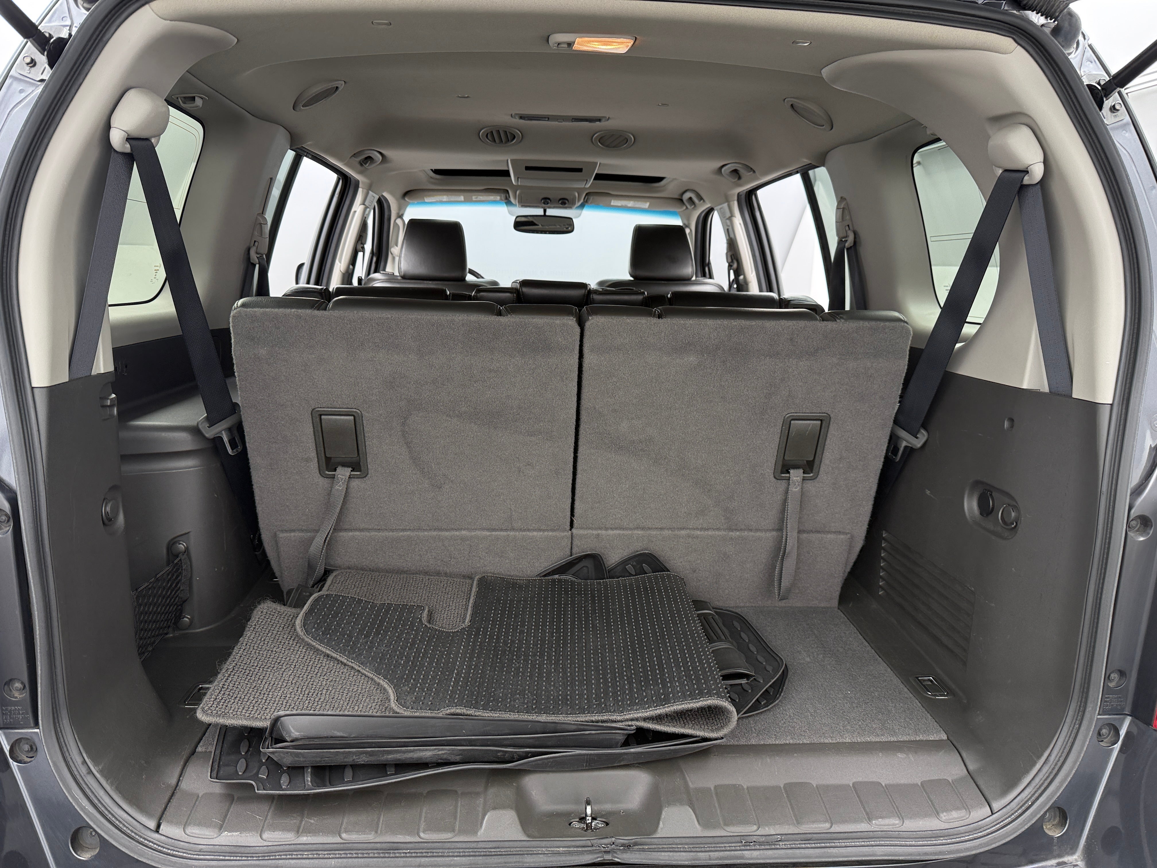 2010 Nissan Pathfinder LE 6