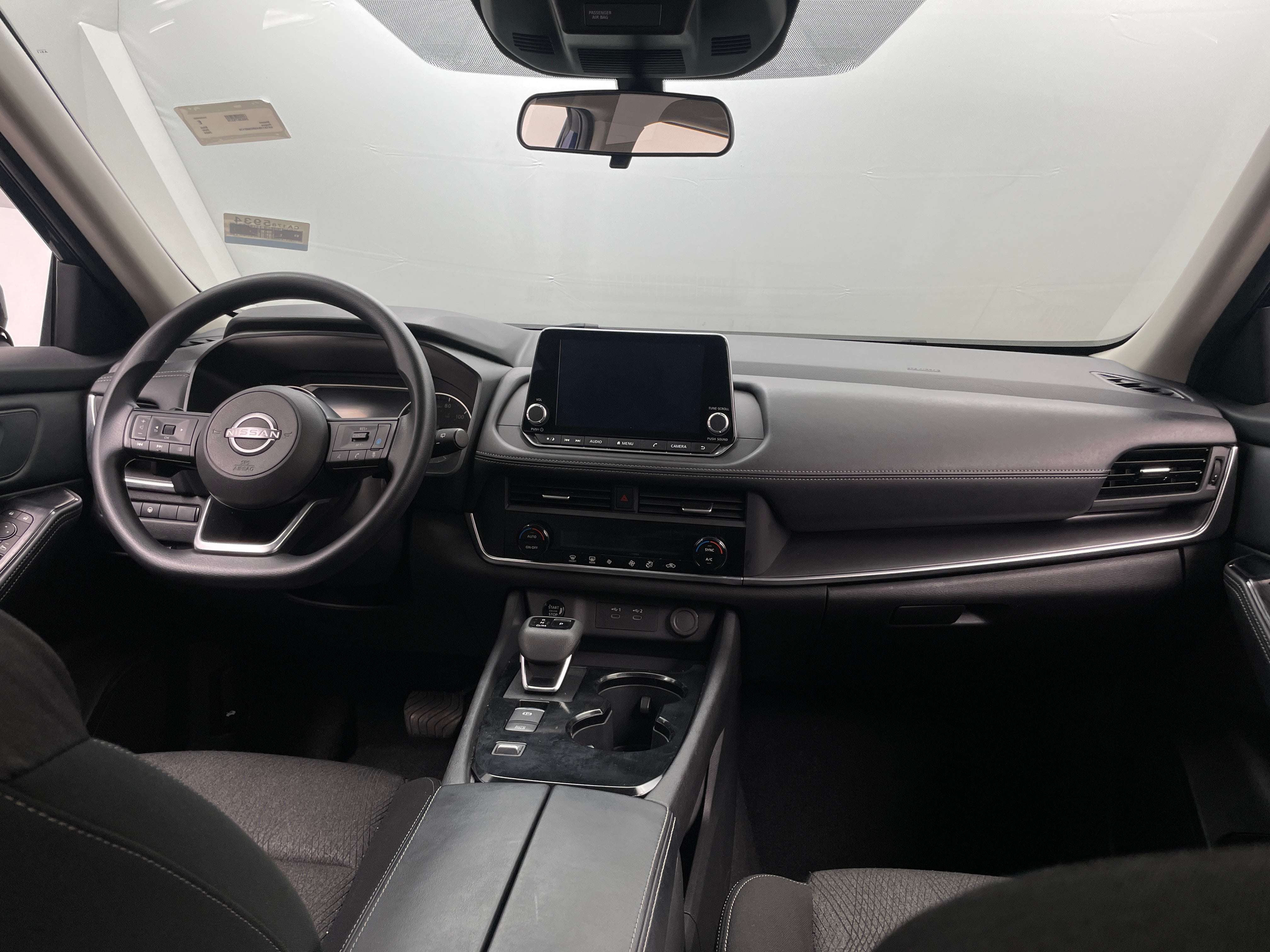 2024 Nissan Rogue SV 3