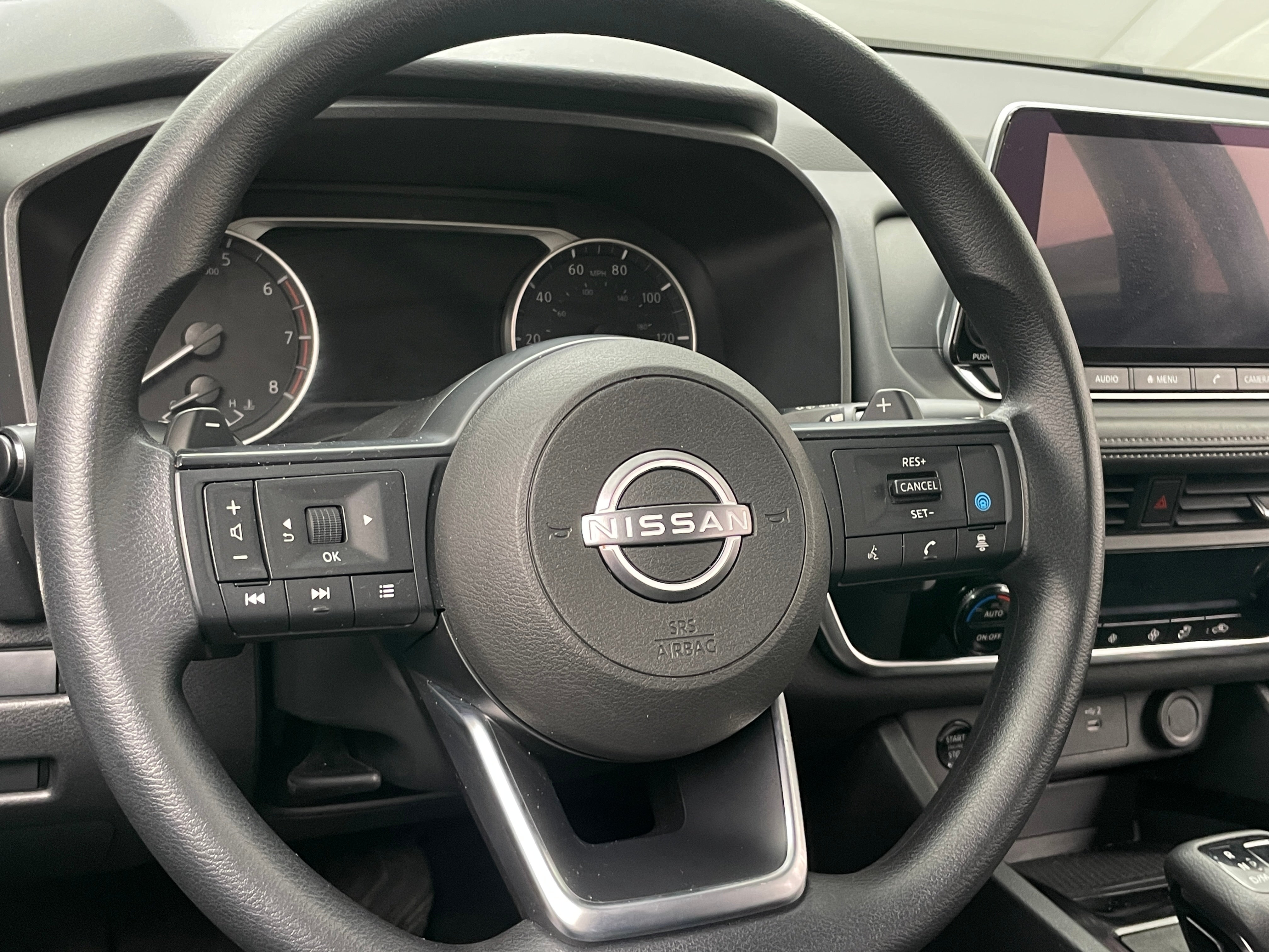 2024 Nissan Rogue SV 5