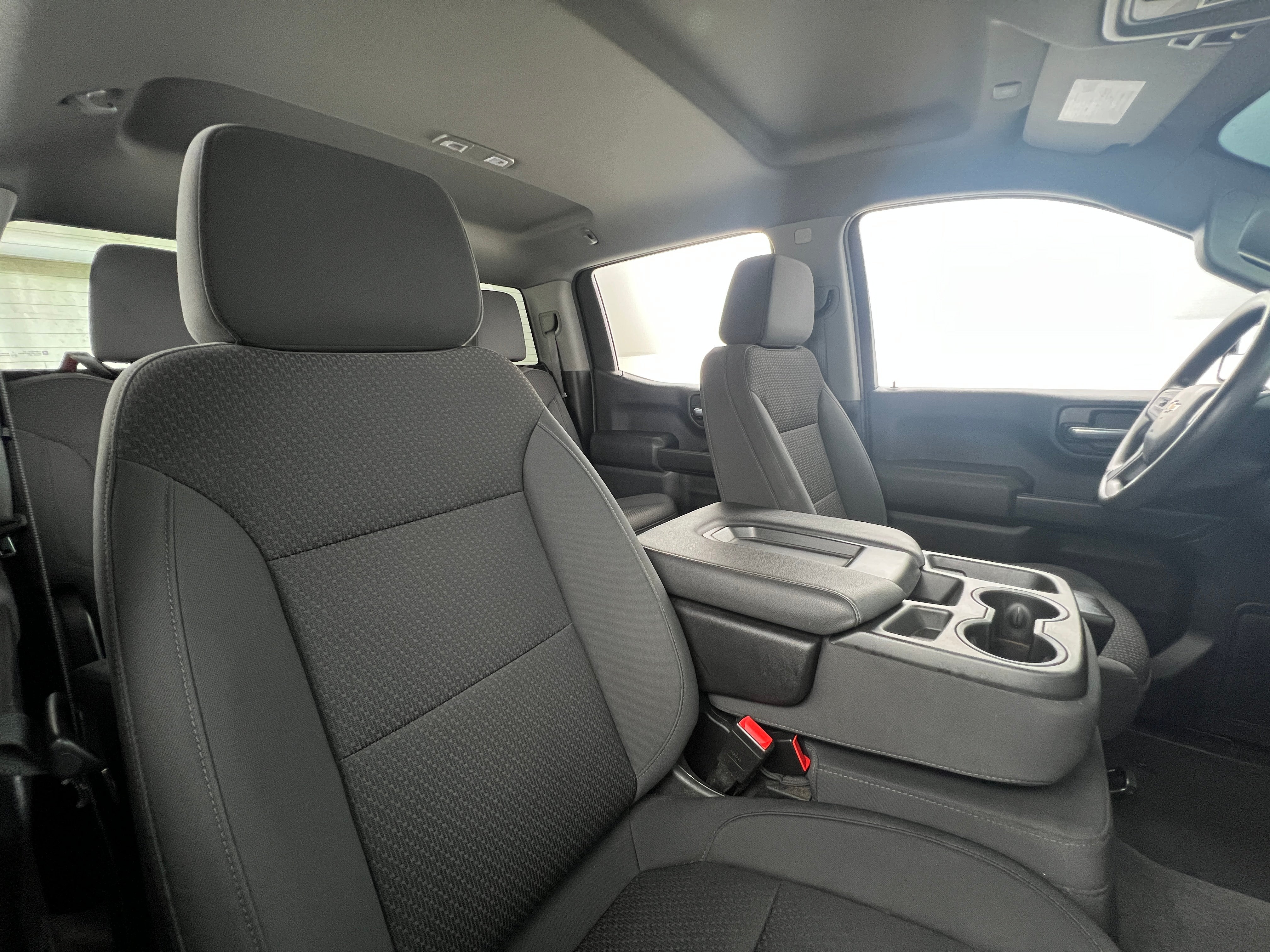 2021 Chevrolet Silverado 1500 Custom 2
