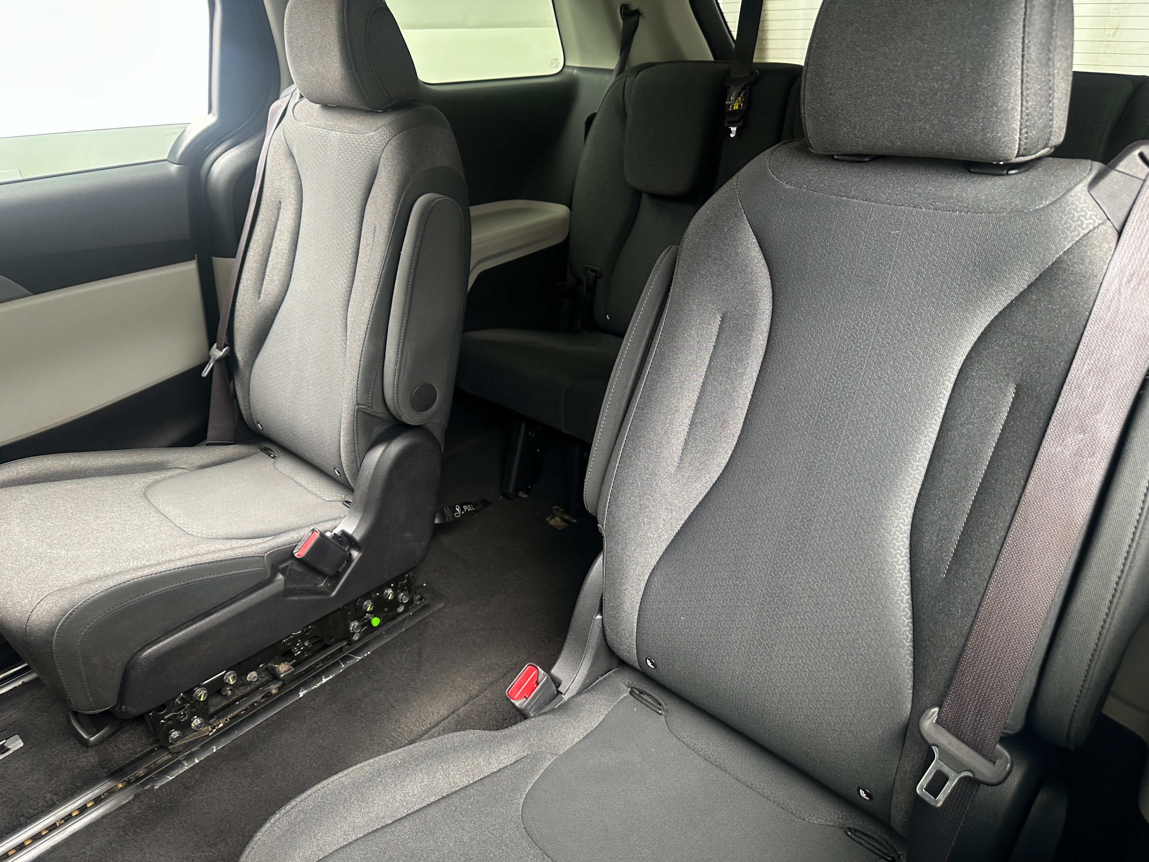 2022 Kia Carnival LX 6