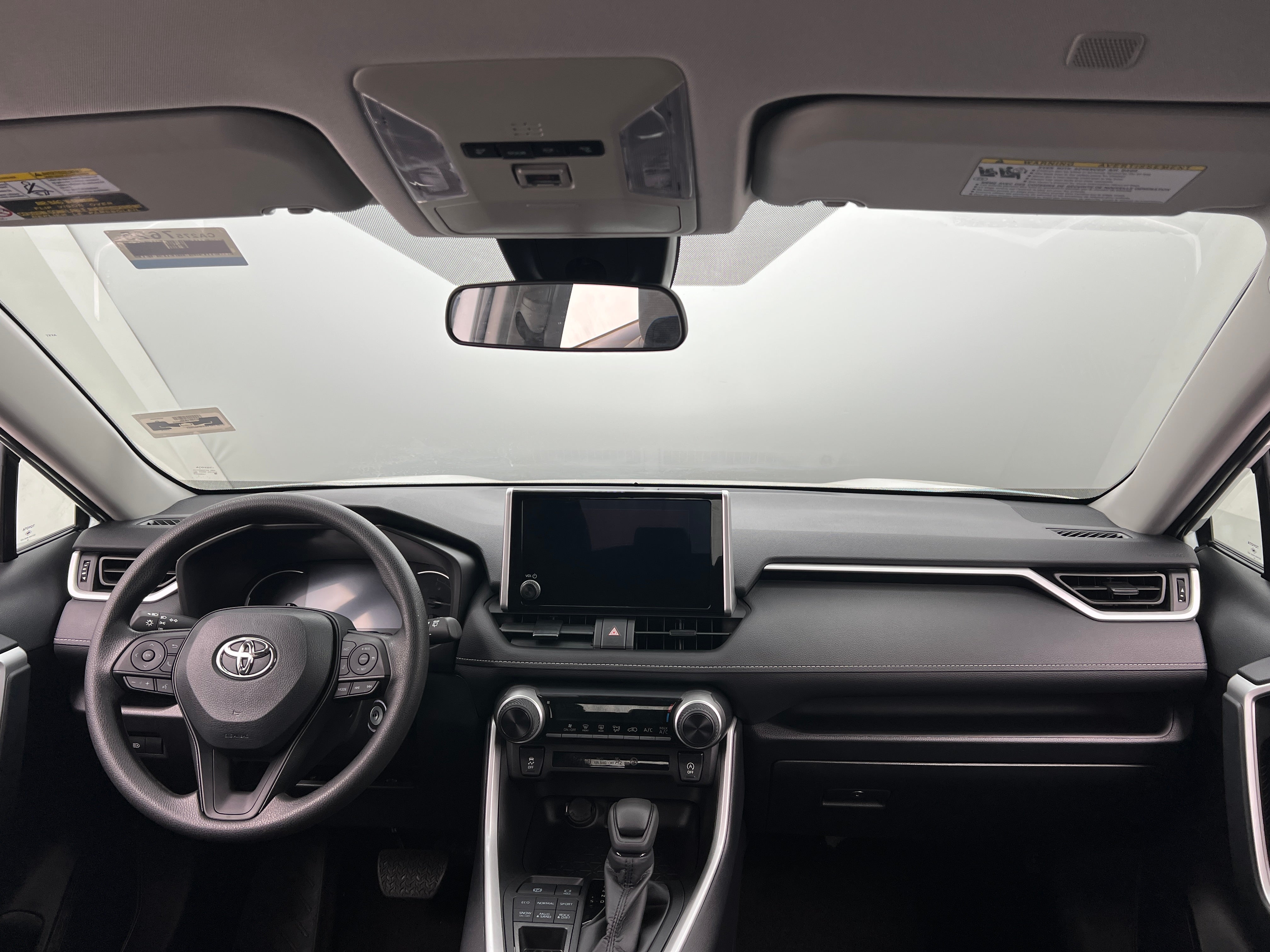 2024 Toyota RAV4 LE 3
