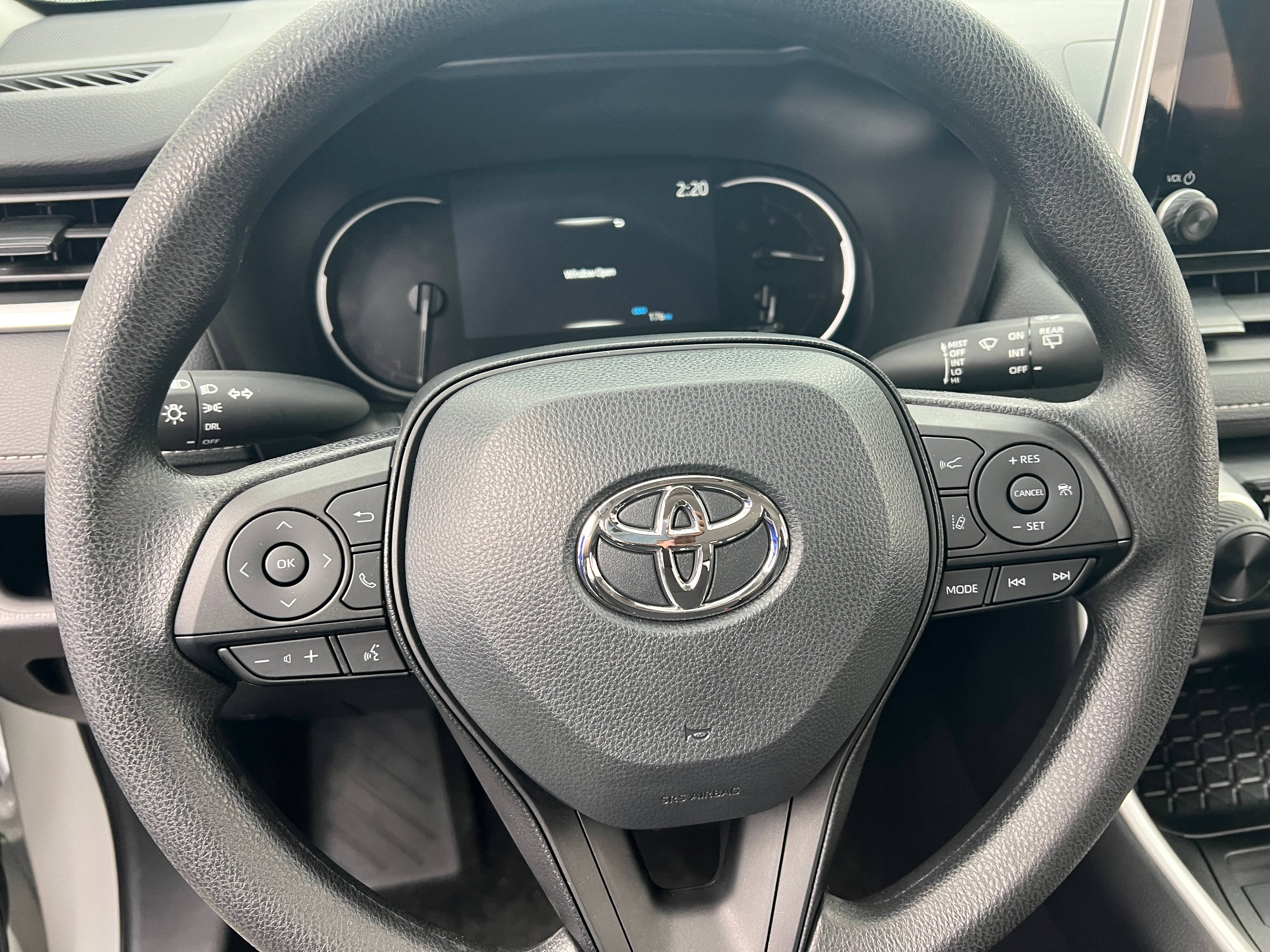 2024 Toyota RAV4 LE 5