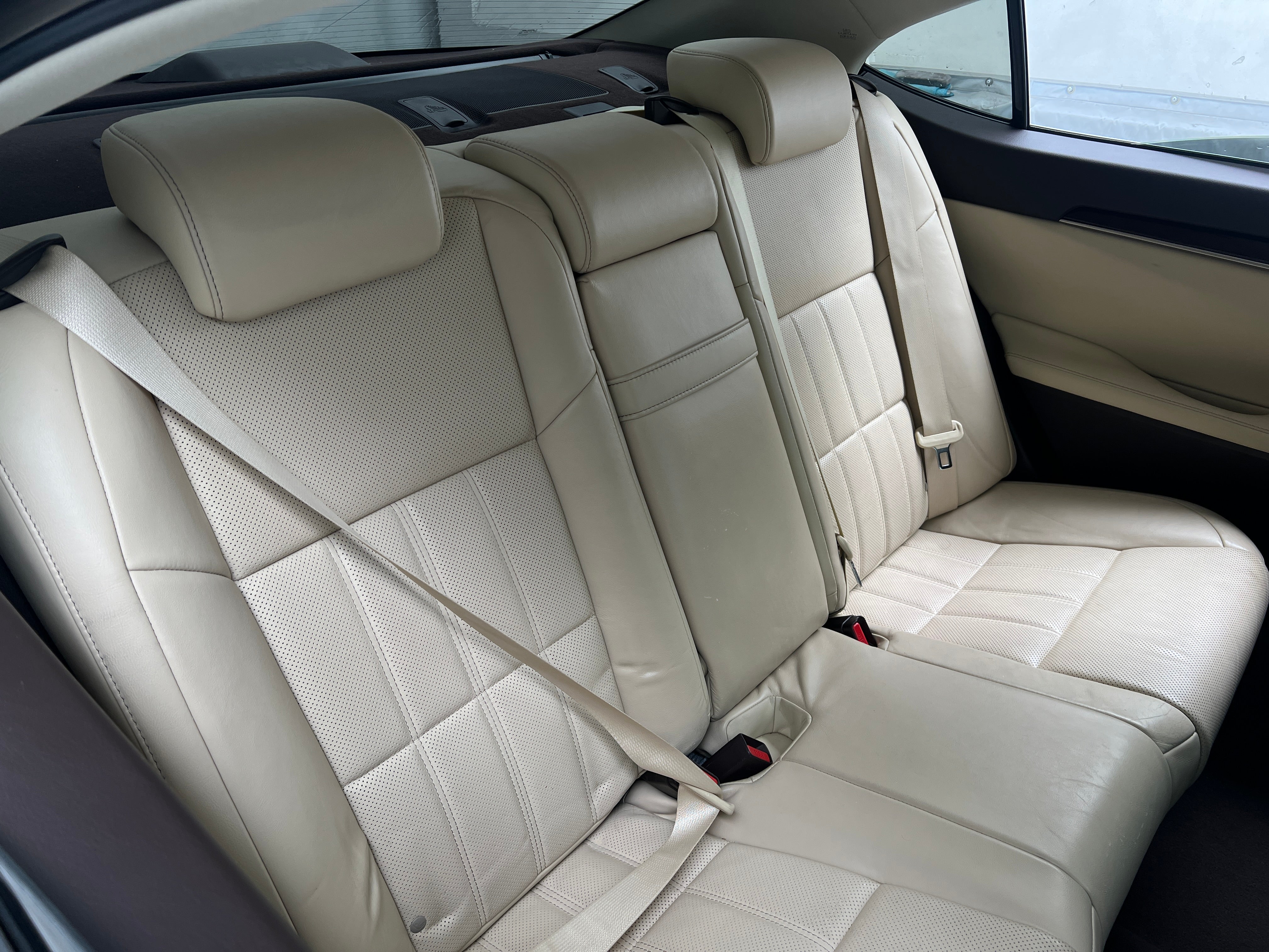 2016 Lexus ES 350 5