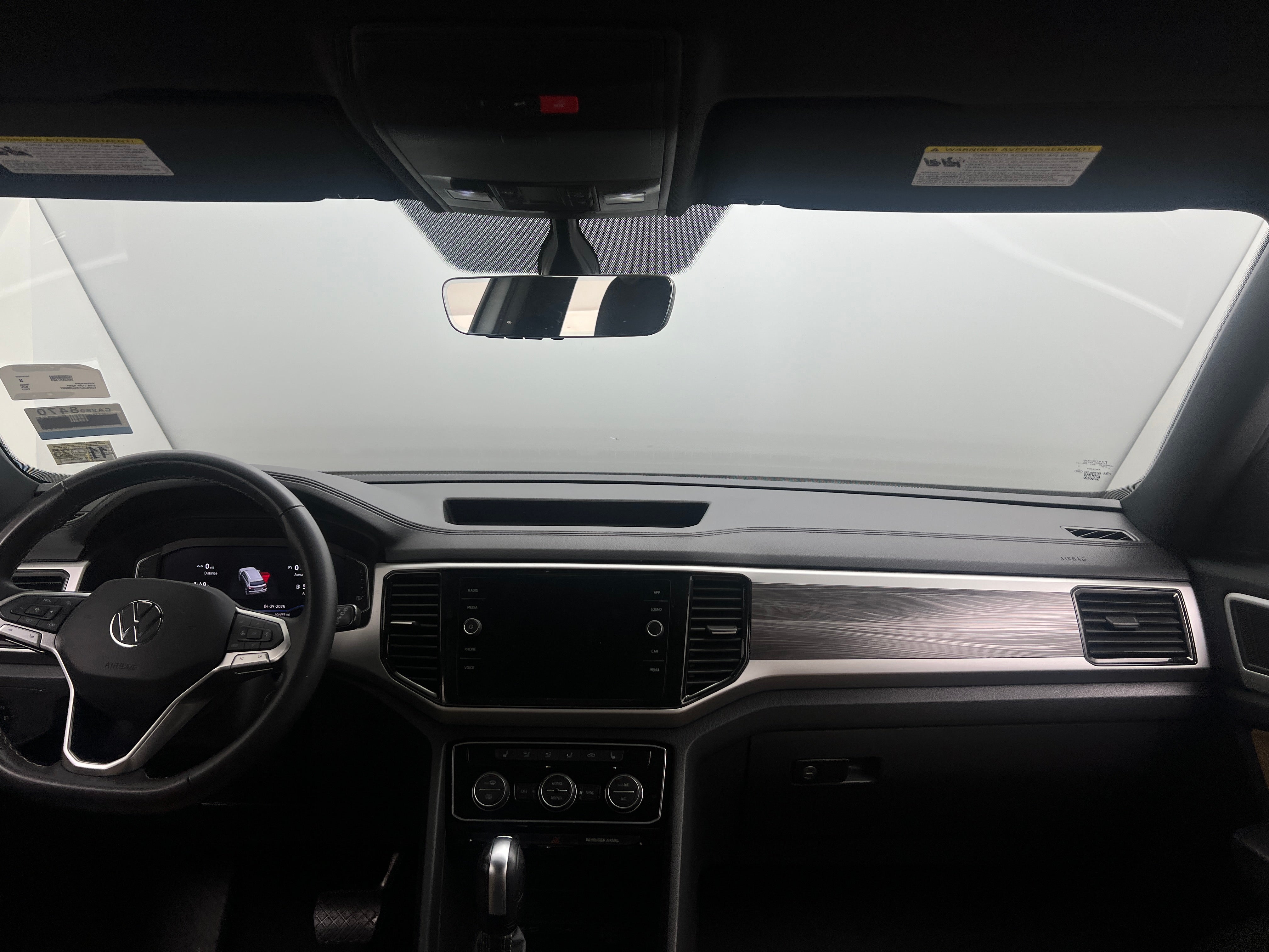 2022 Volkswagen Atlas SE 2