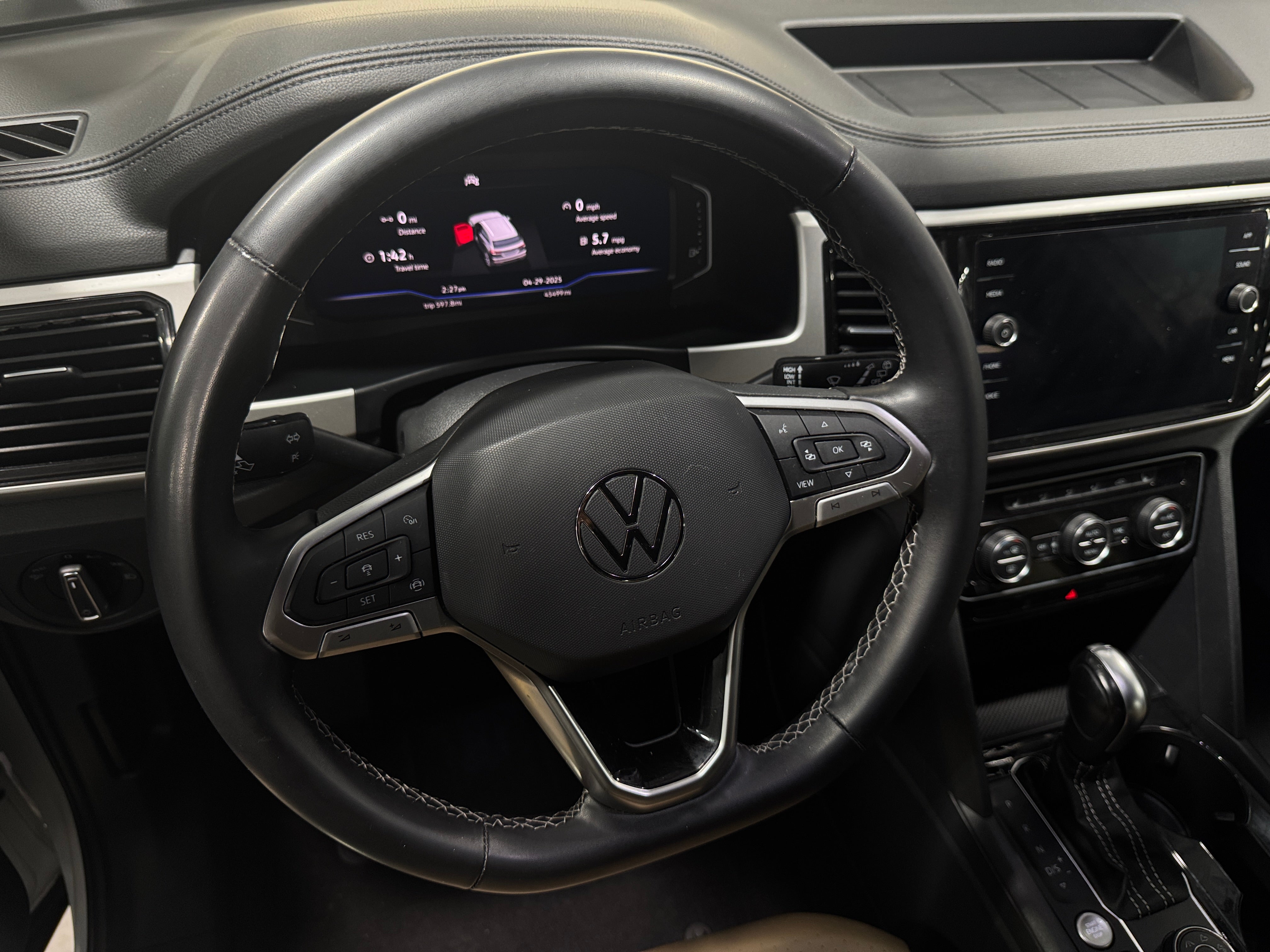 2022 Volkswagen Atlas SE 4