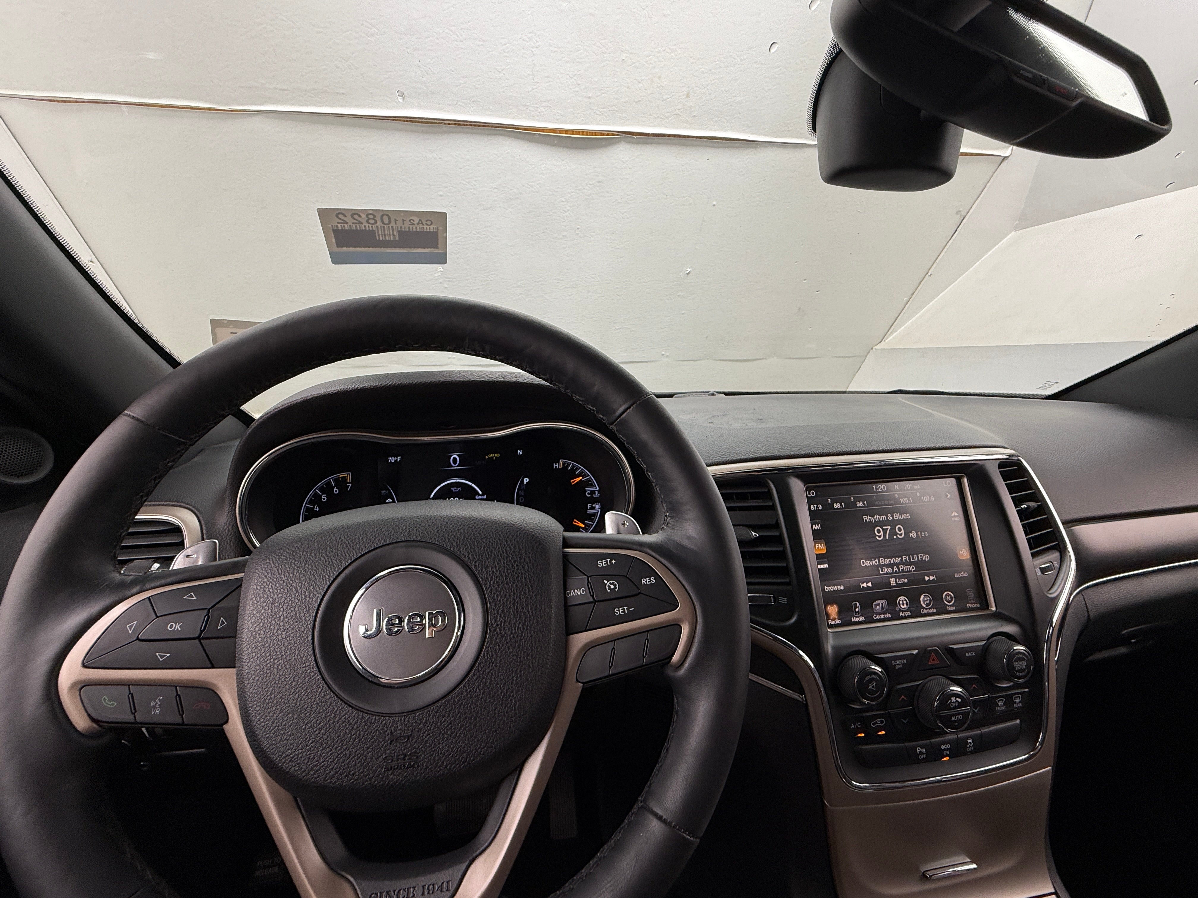 2014 Jeep Grand Cherokee Limited Edition 2
