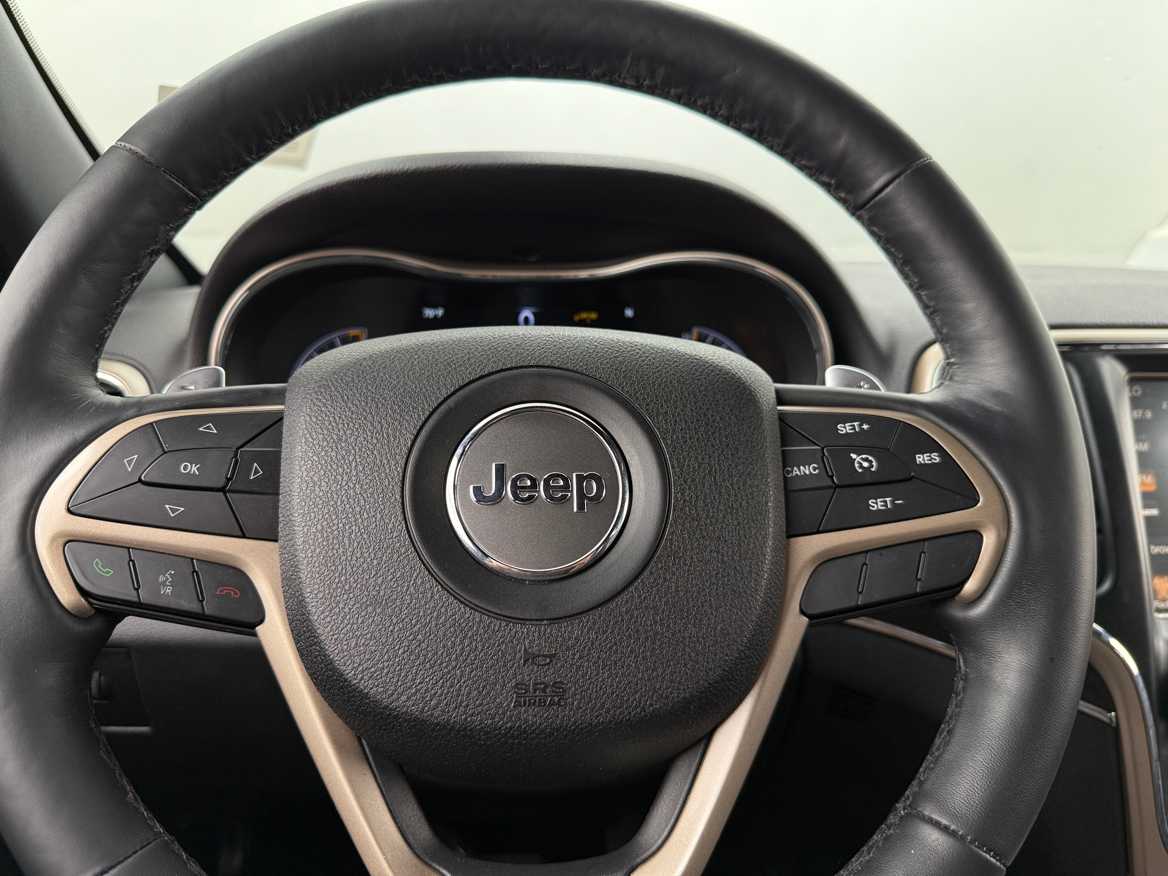 2014 Jeep Grand Cherokee Limited Edition 4