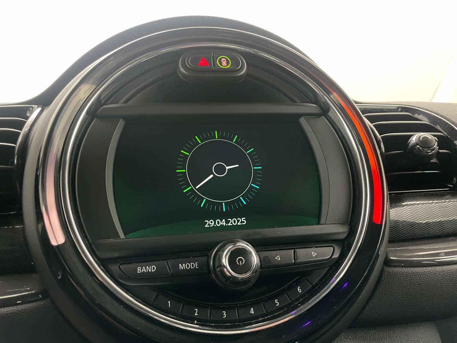 Thumbnail: 2019 MINI Cooper Clubman - 3
