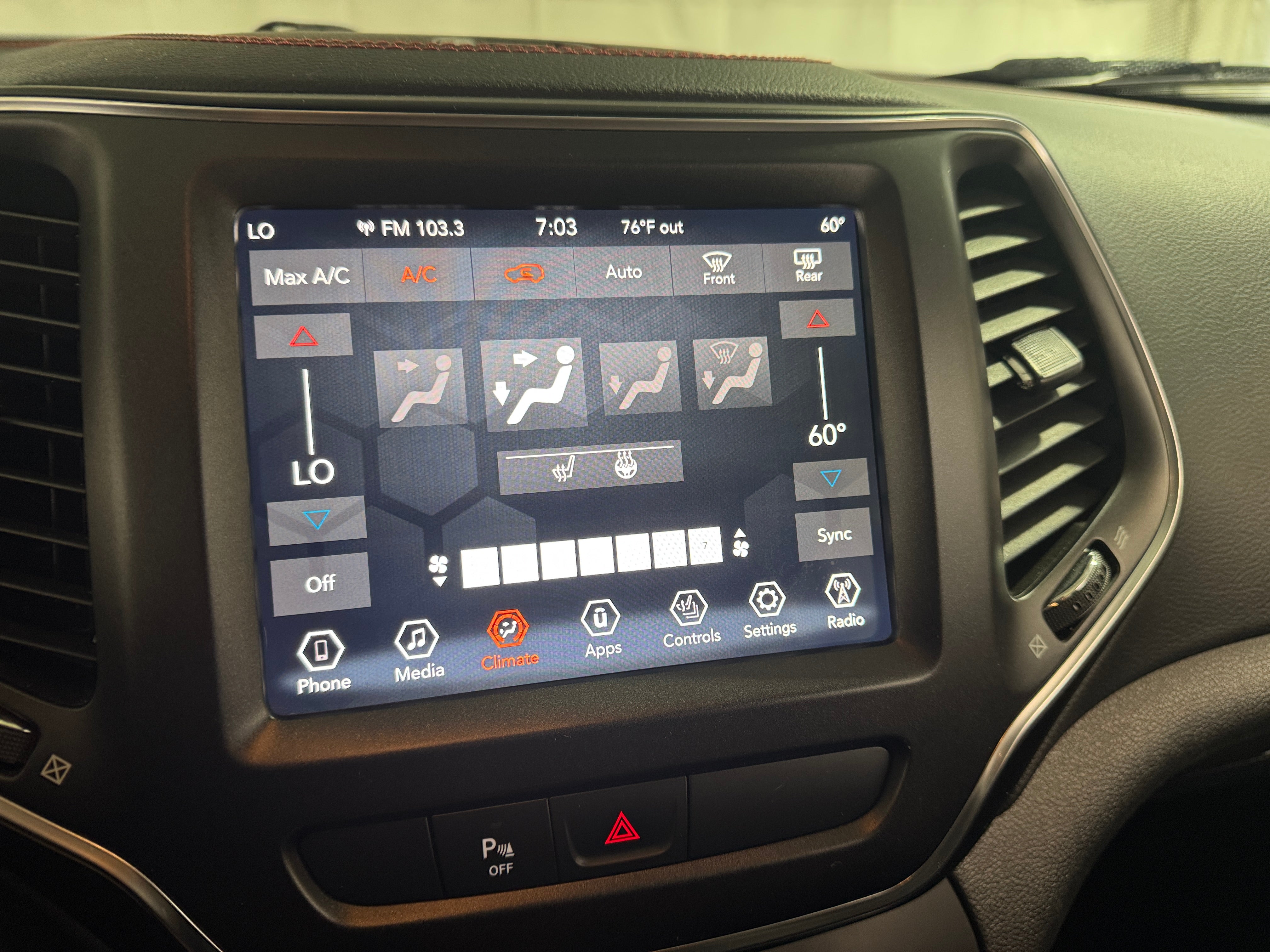 2019 Jeep Cherokee Trailhawk 4