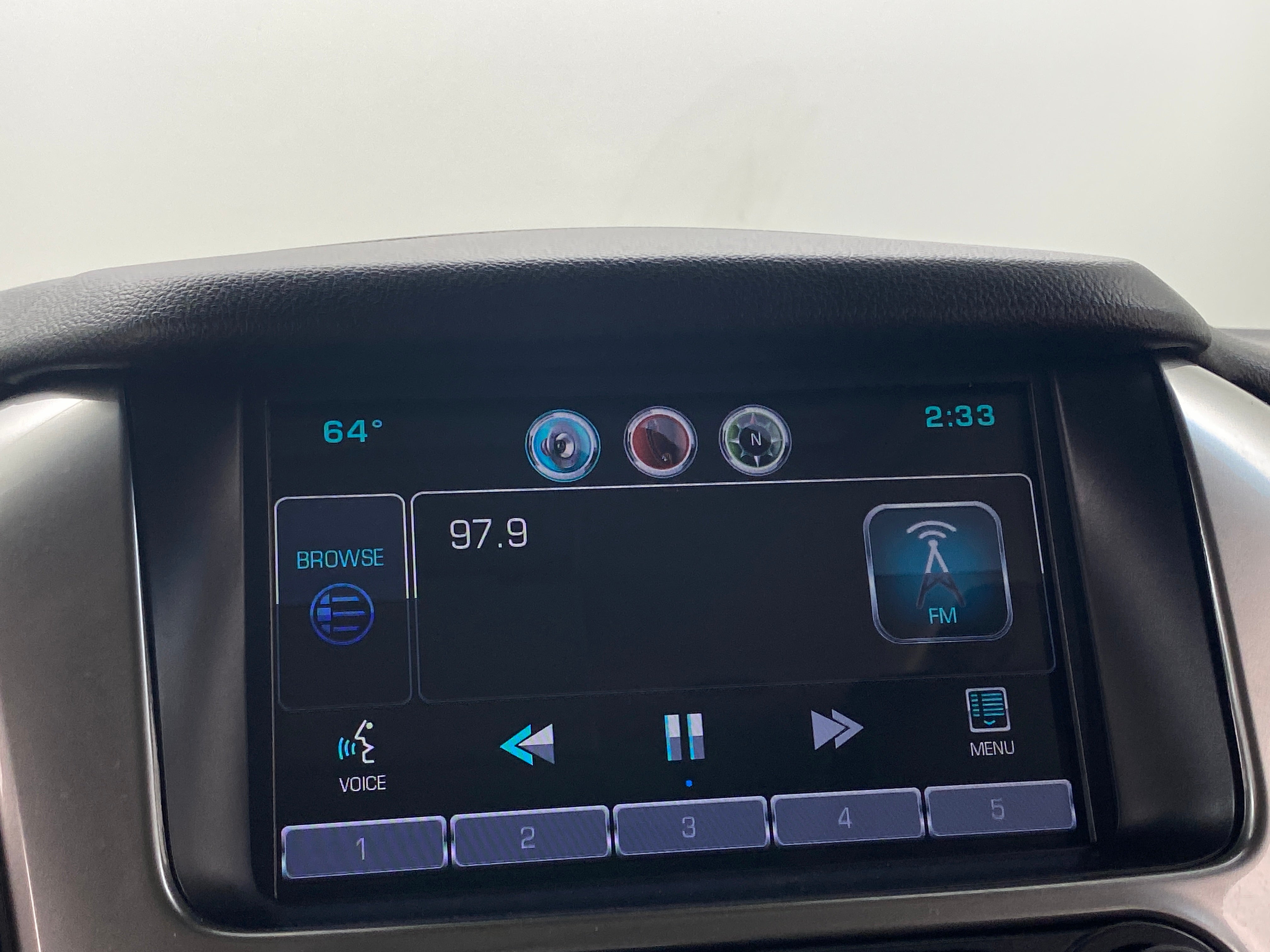 2015 Chevrolet Tahoe LTZ 3