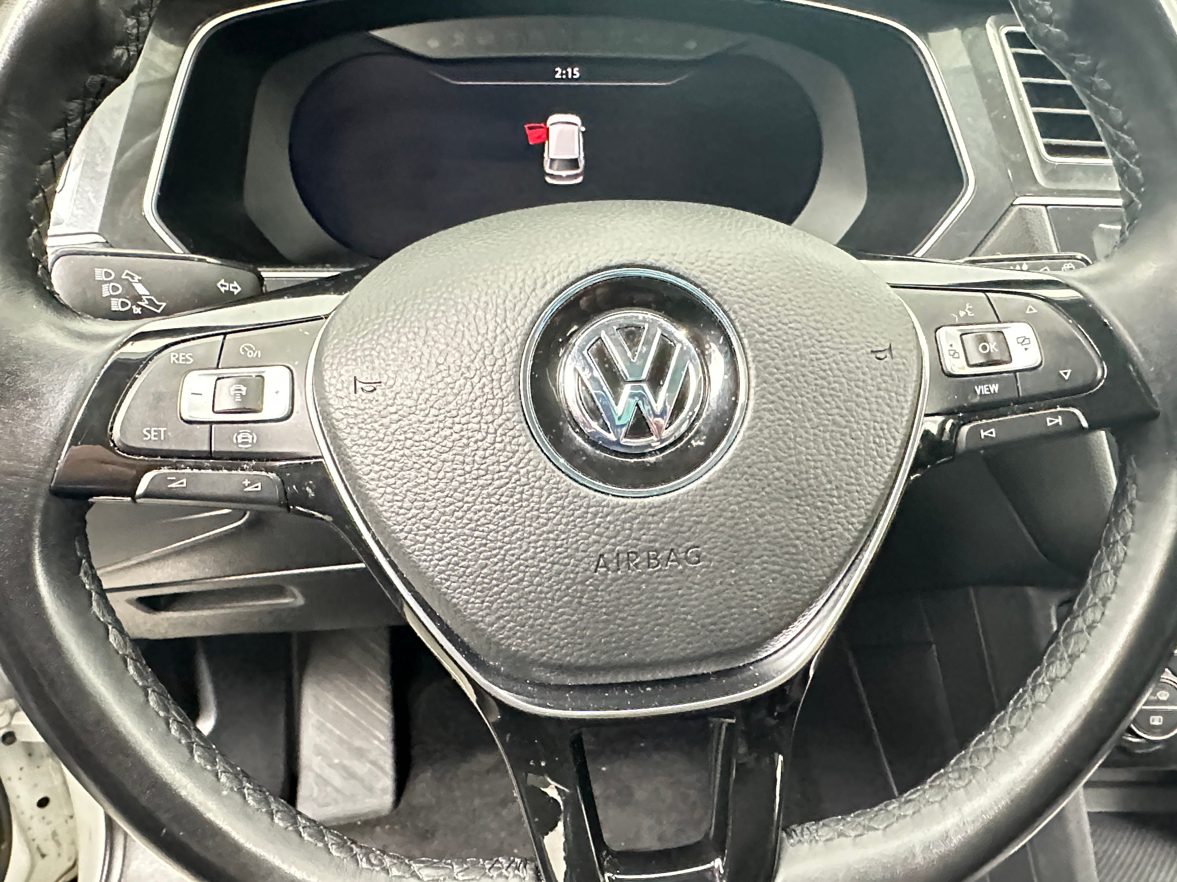 2019 Volkswagen Tiguan SEL 4