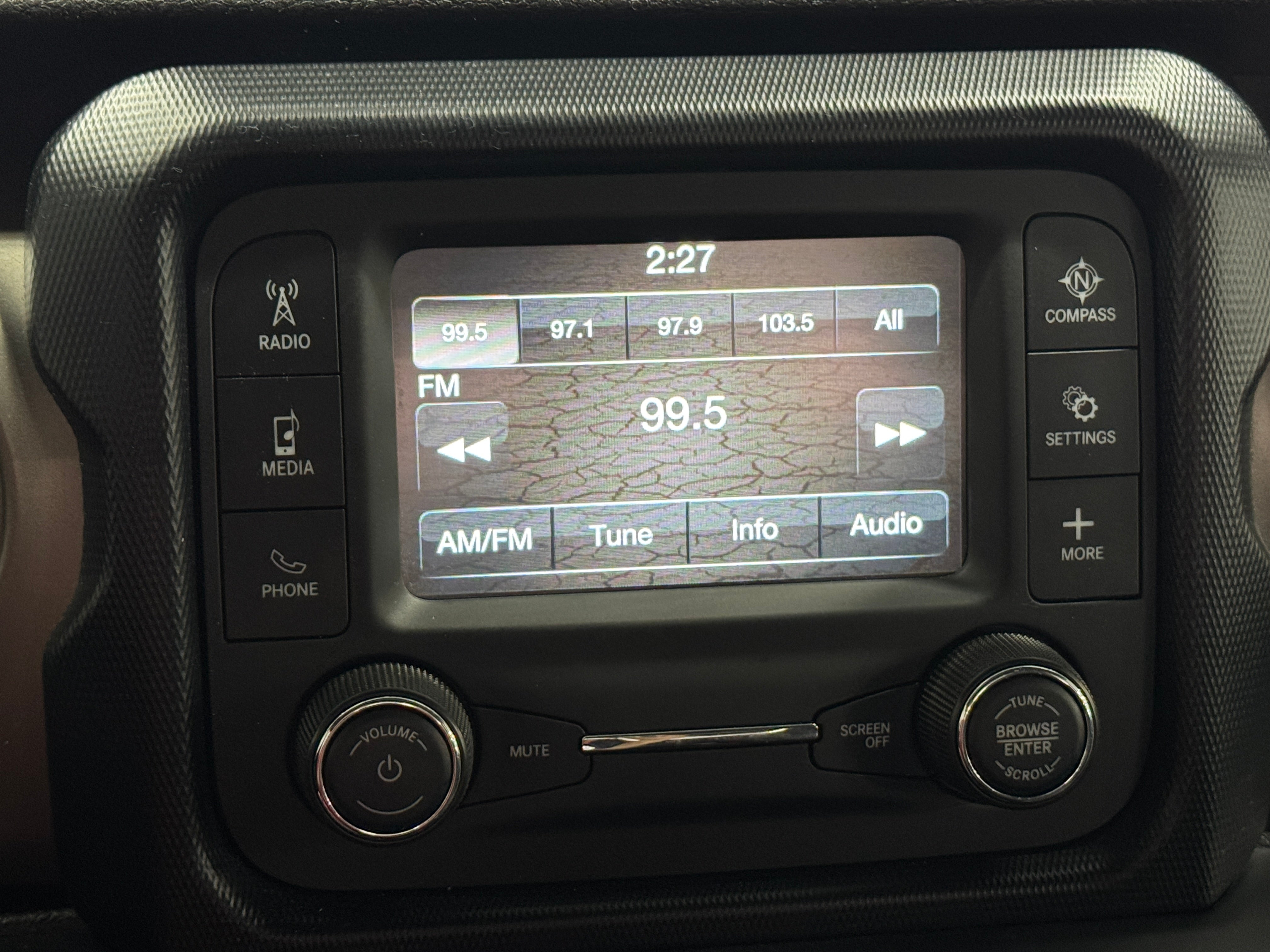 2019 Jeep Wrangler Sport 4