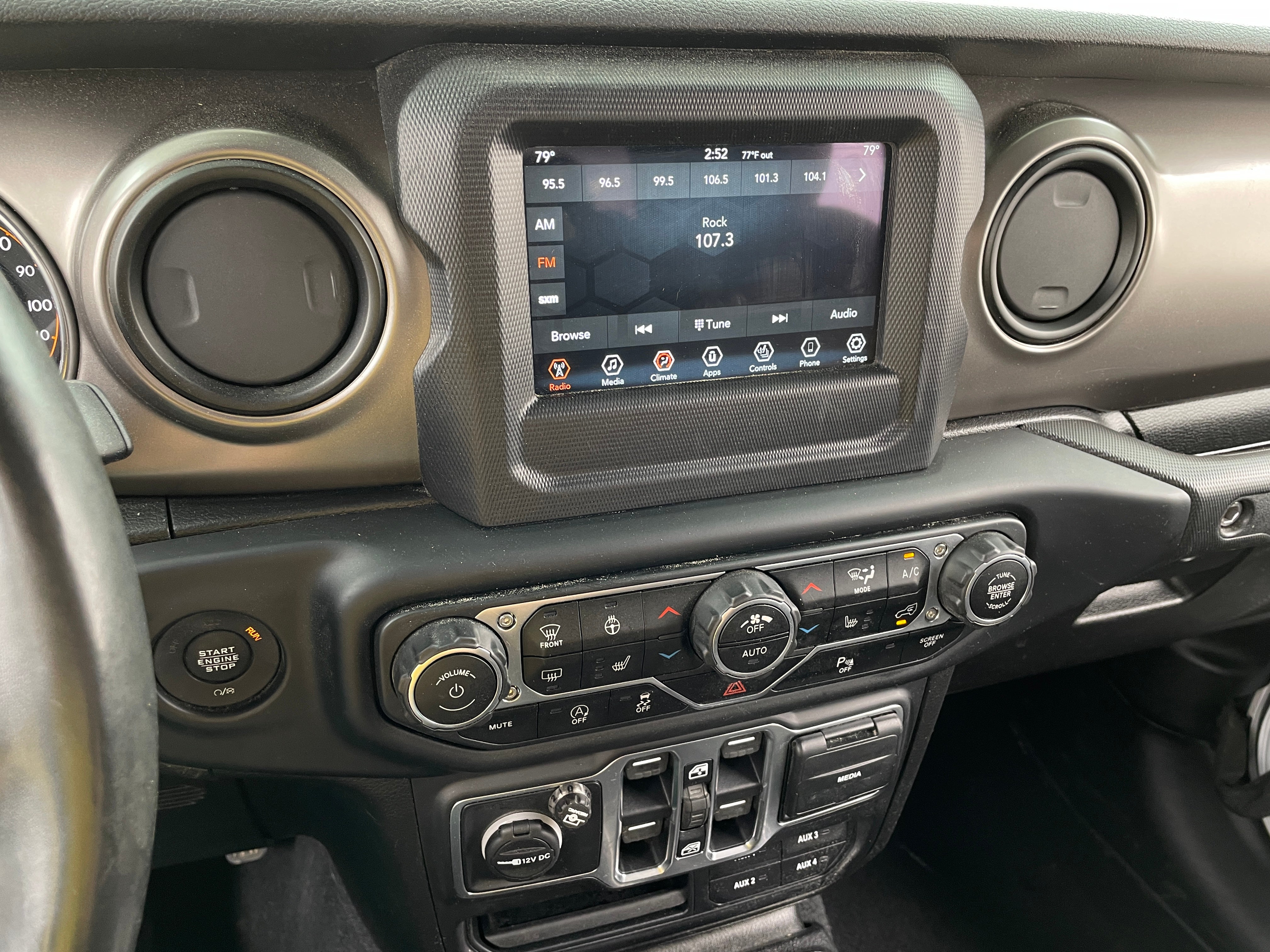 2020 Jeep Gladiator Sport S 4
