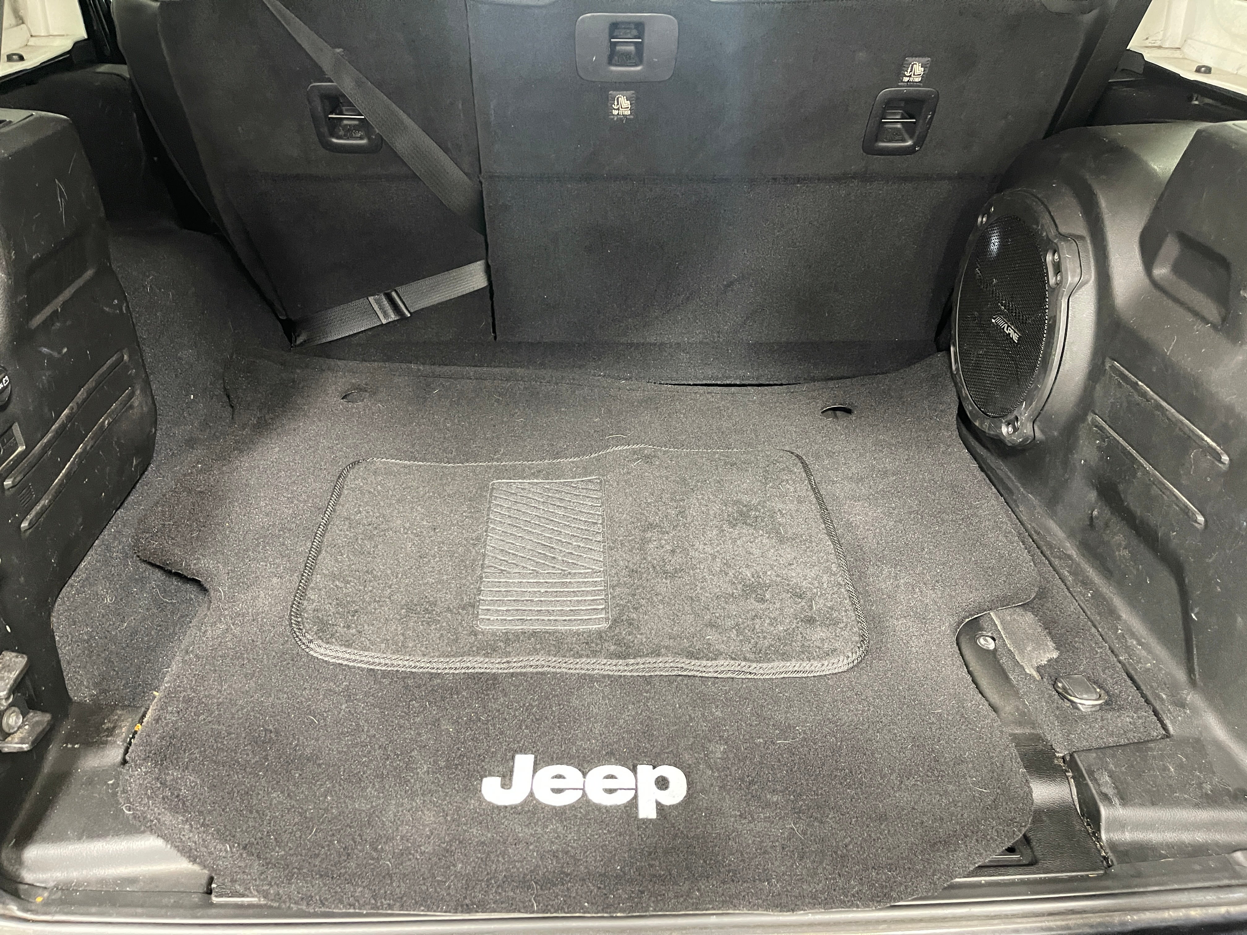 2018 Jeep Wrangler Unlimited Rubicon 6