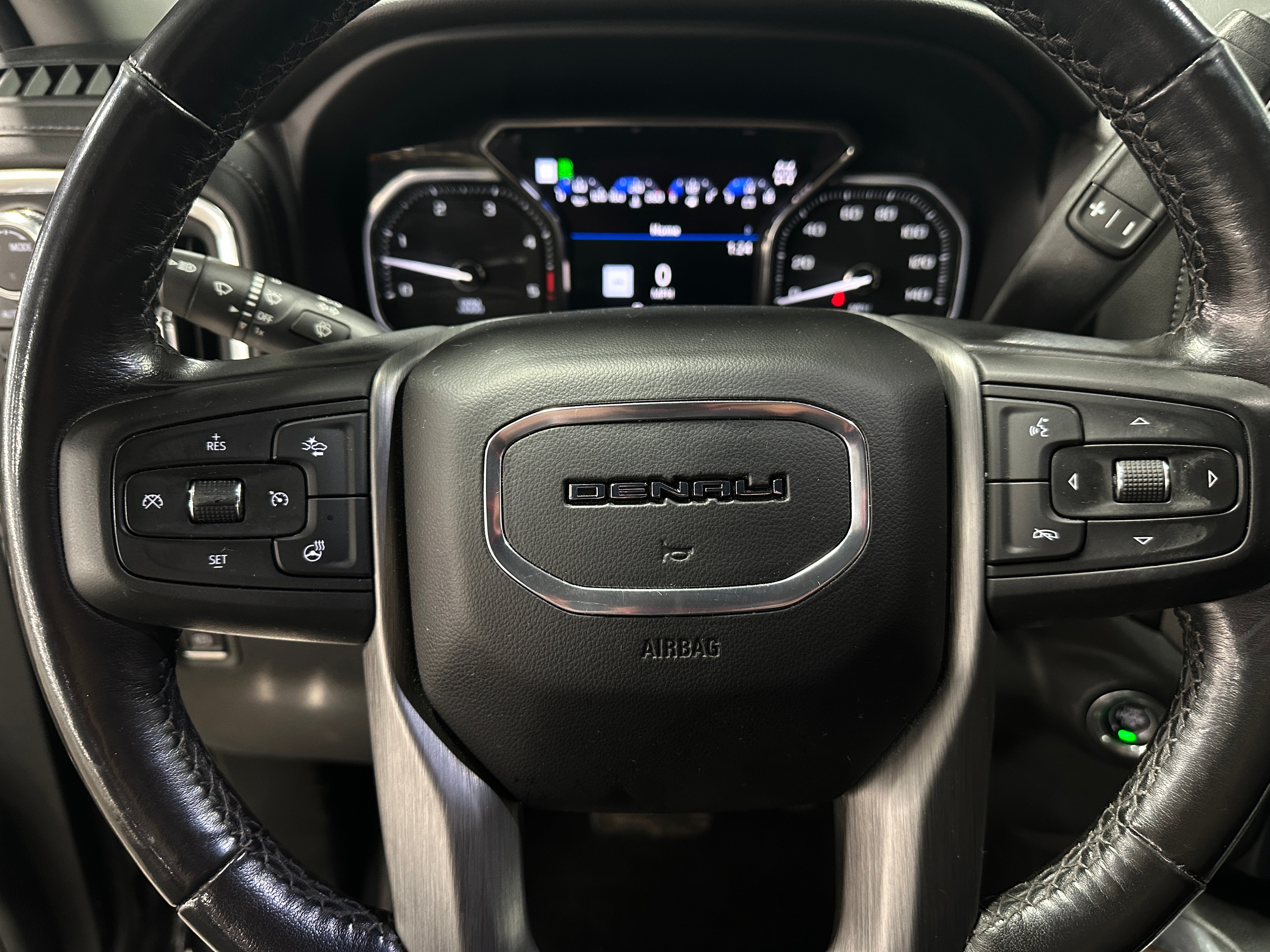 2022 GMC Sierra 2500 Denali 4