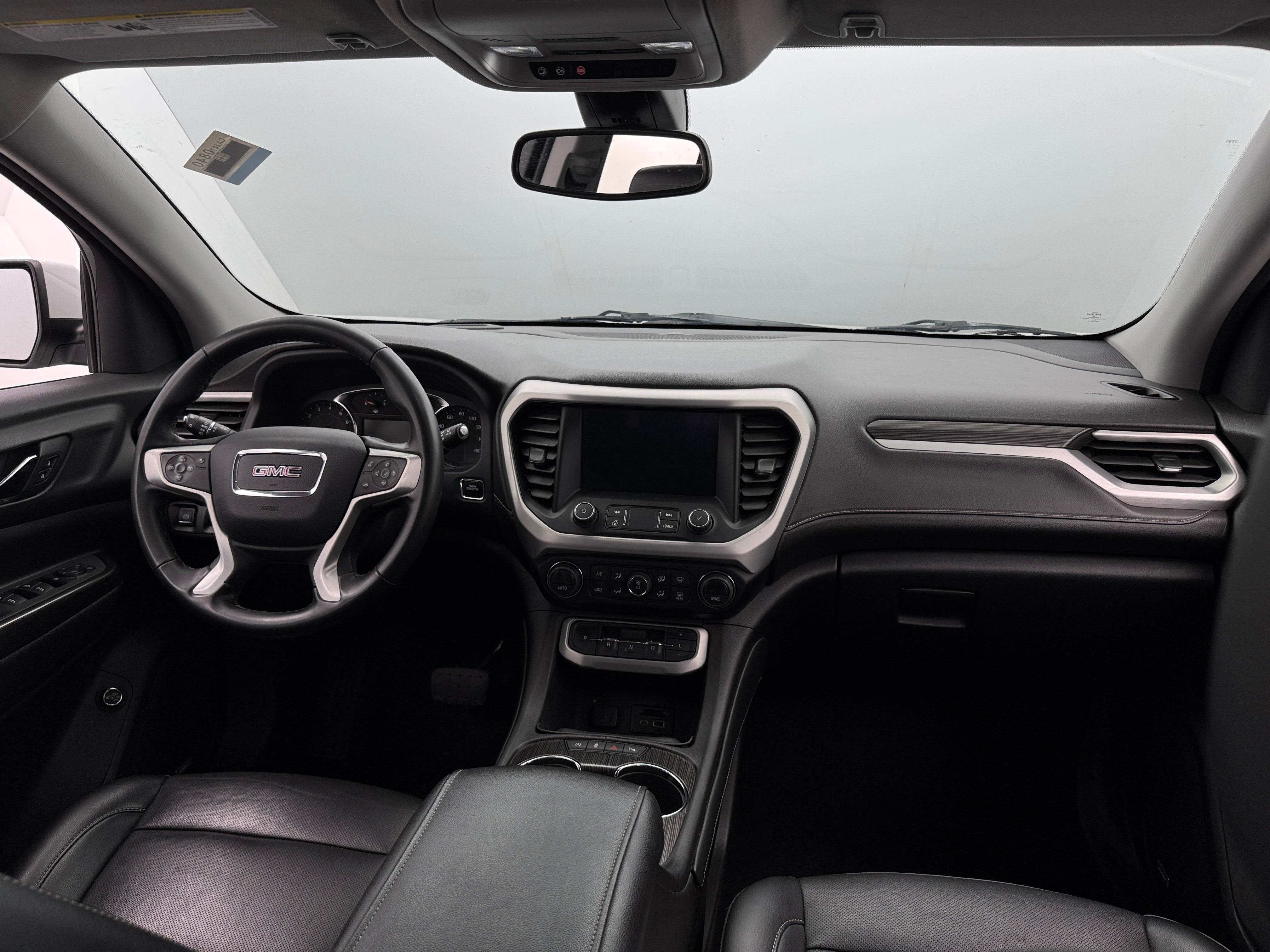 2023 GMC Acadia SLT 2