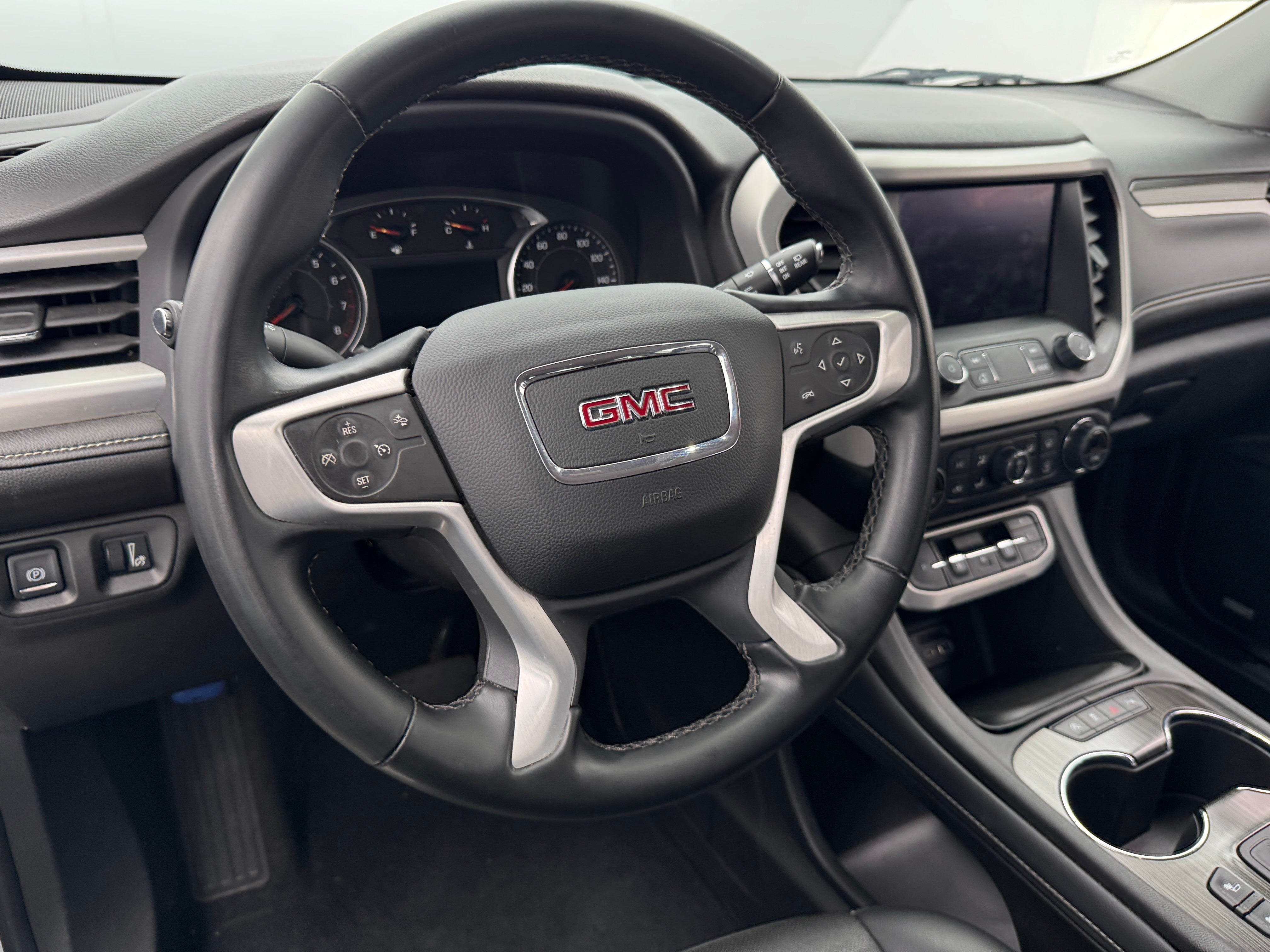 2023 GMC Acadia SLT 4