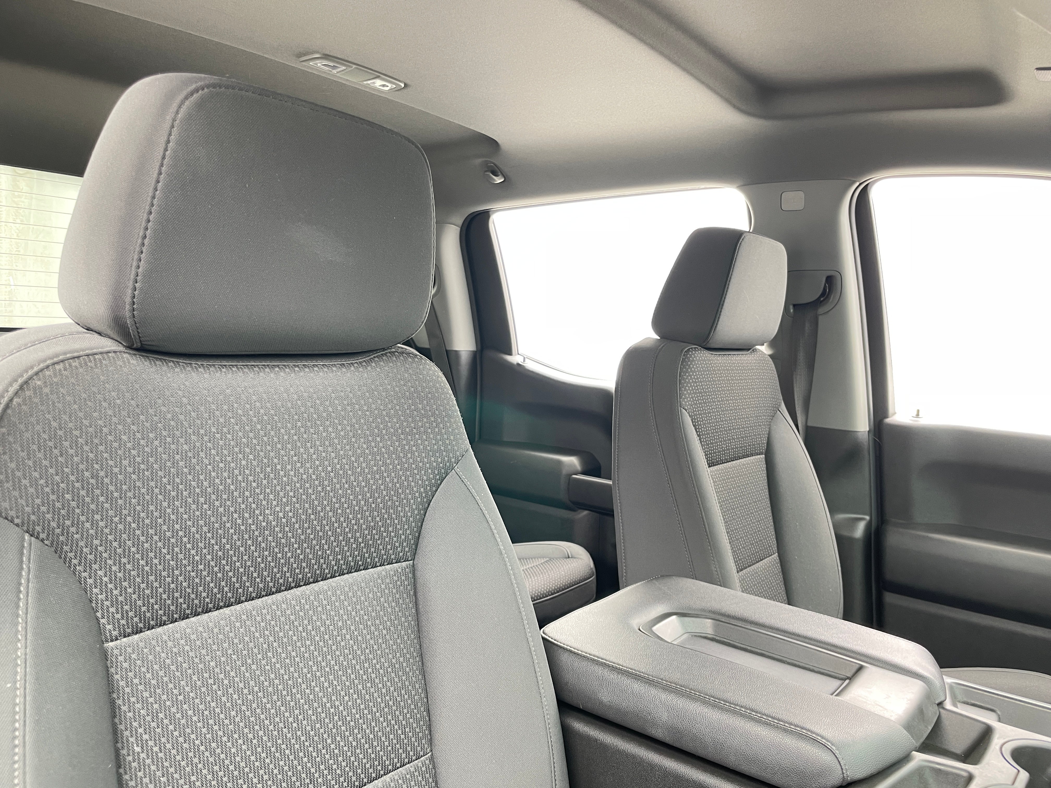 2021 Chevrolet Silverado 1500 Custom 2