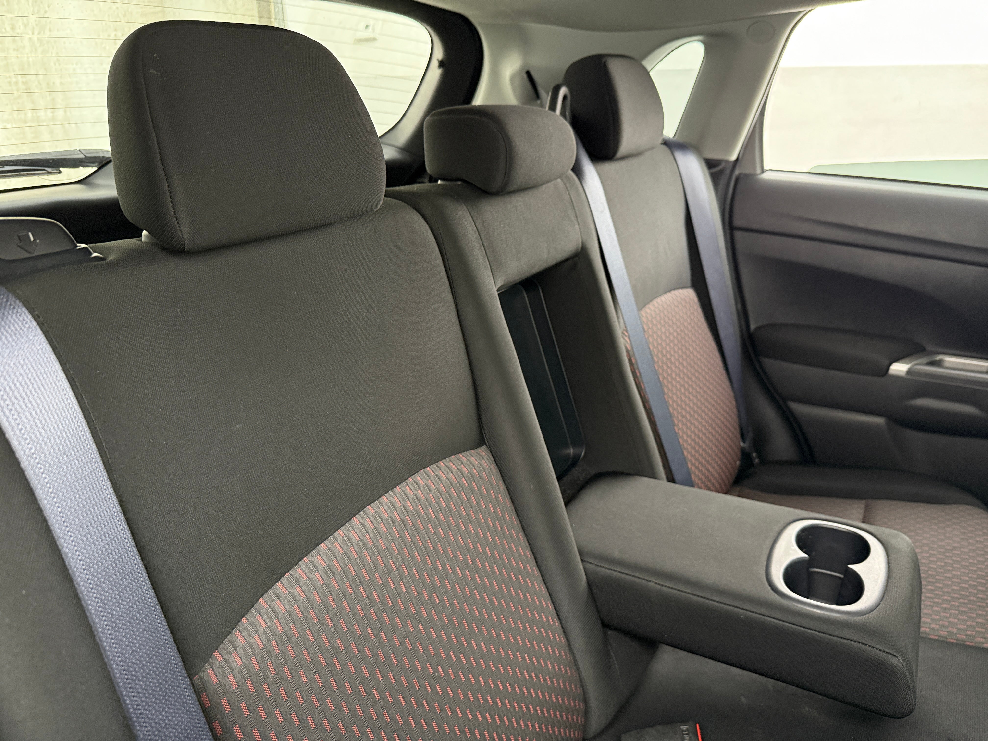 2019 Mitsubishi Outlander Sport ES 6