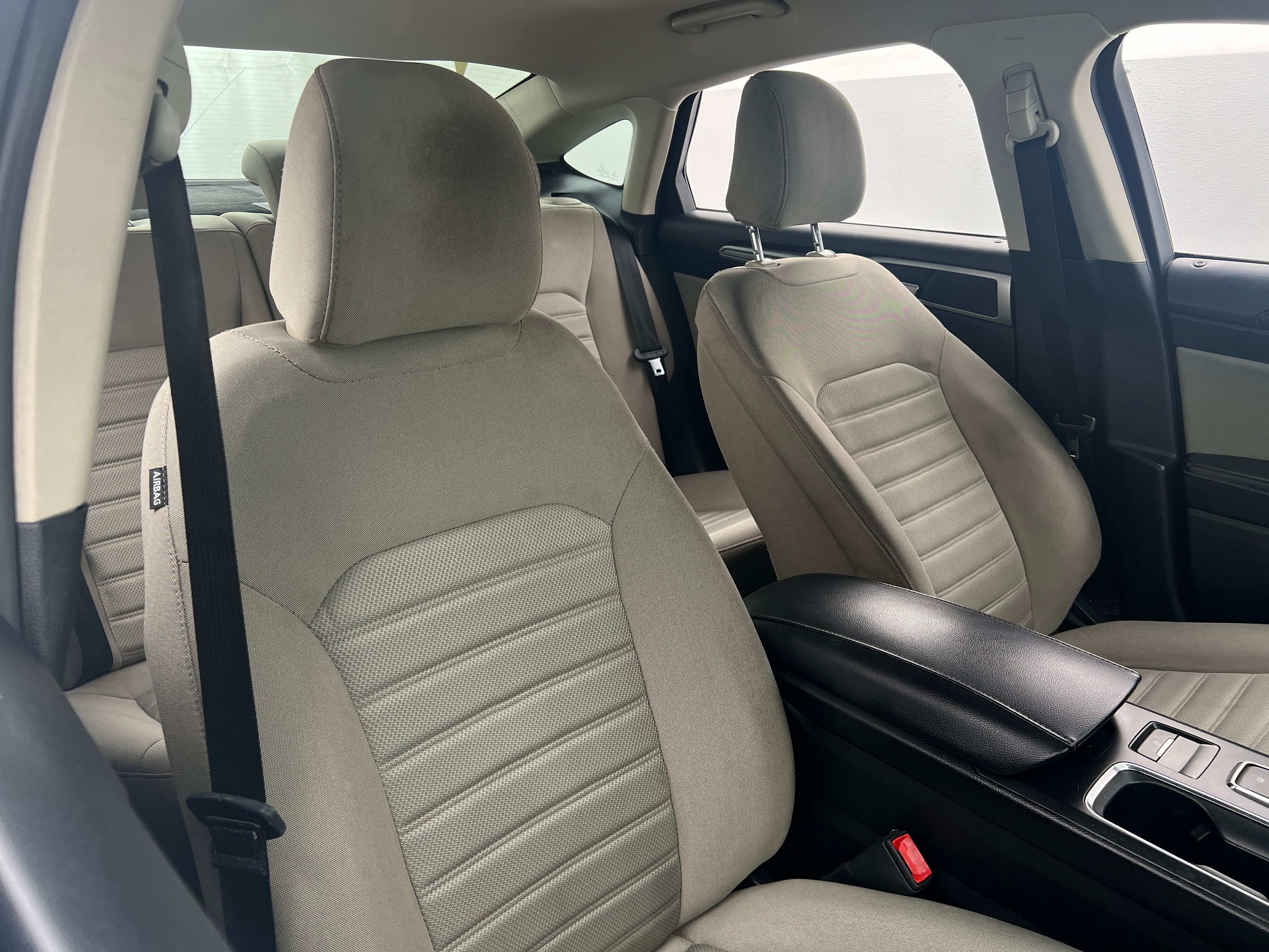 2020 Ford Fusion S 2