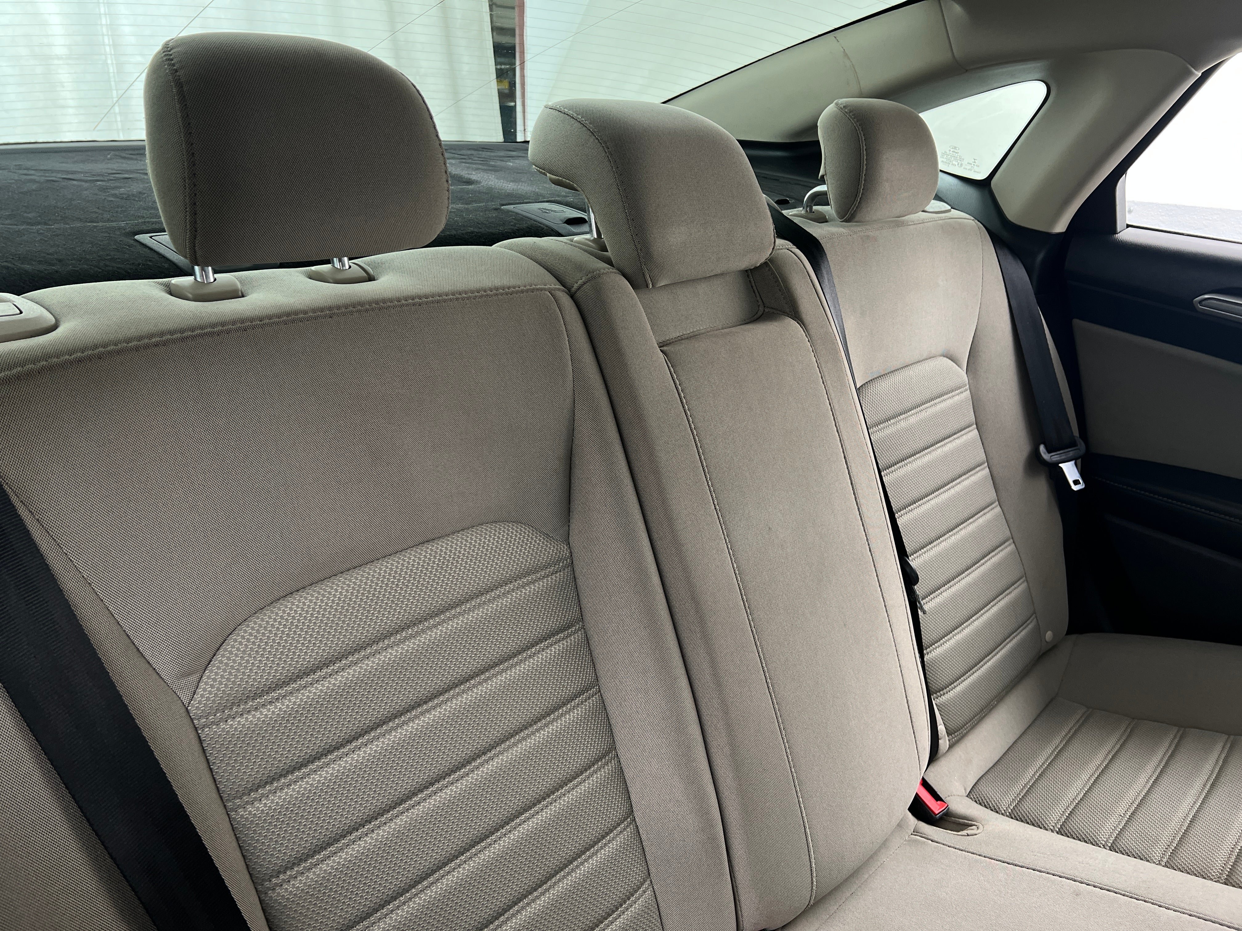 2020 Ford Fusion S 6