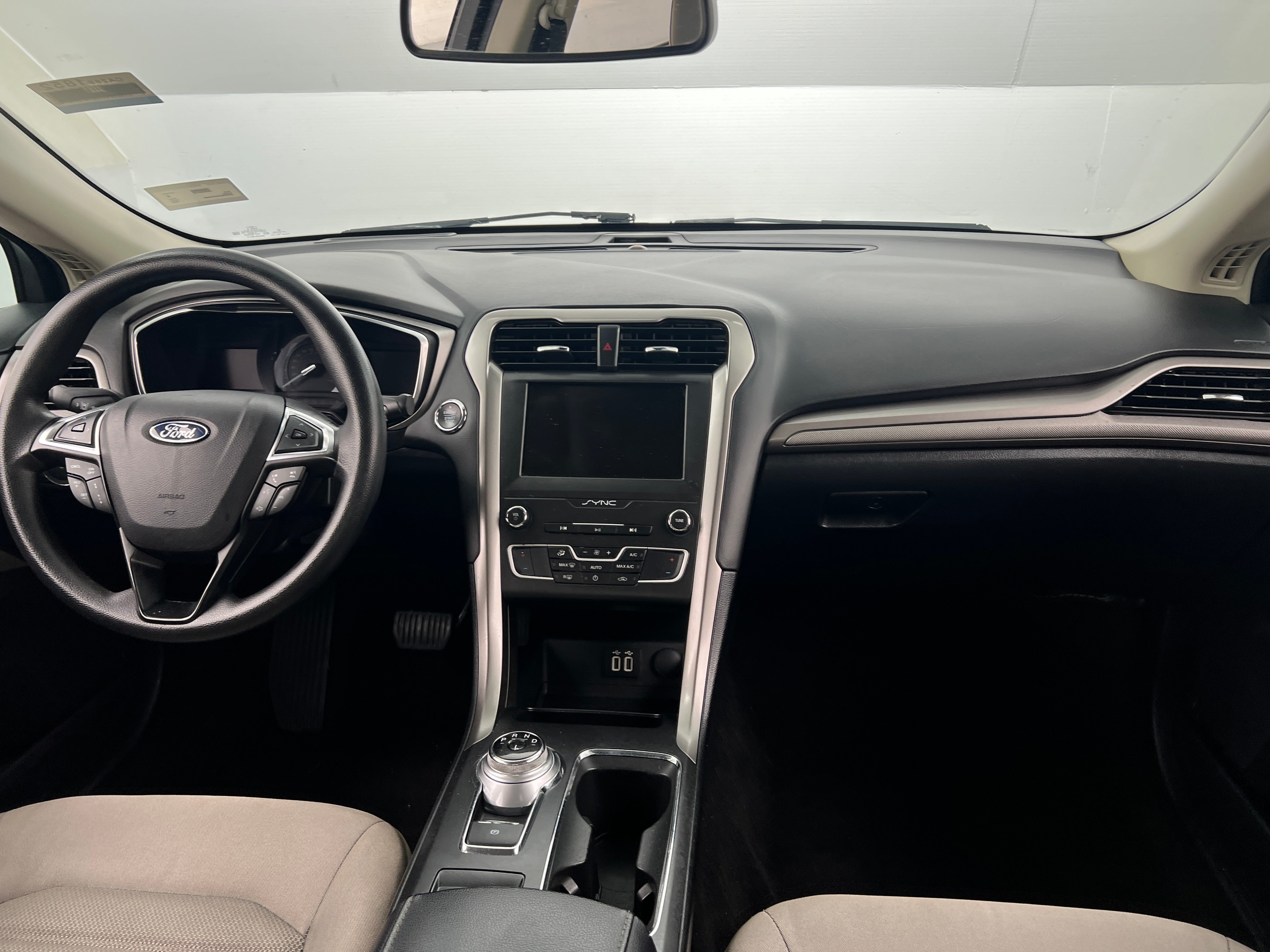 2020 Ford Fusion S 3
