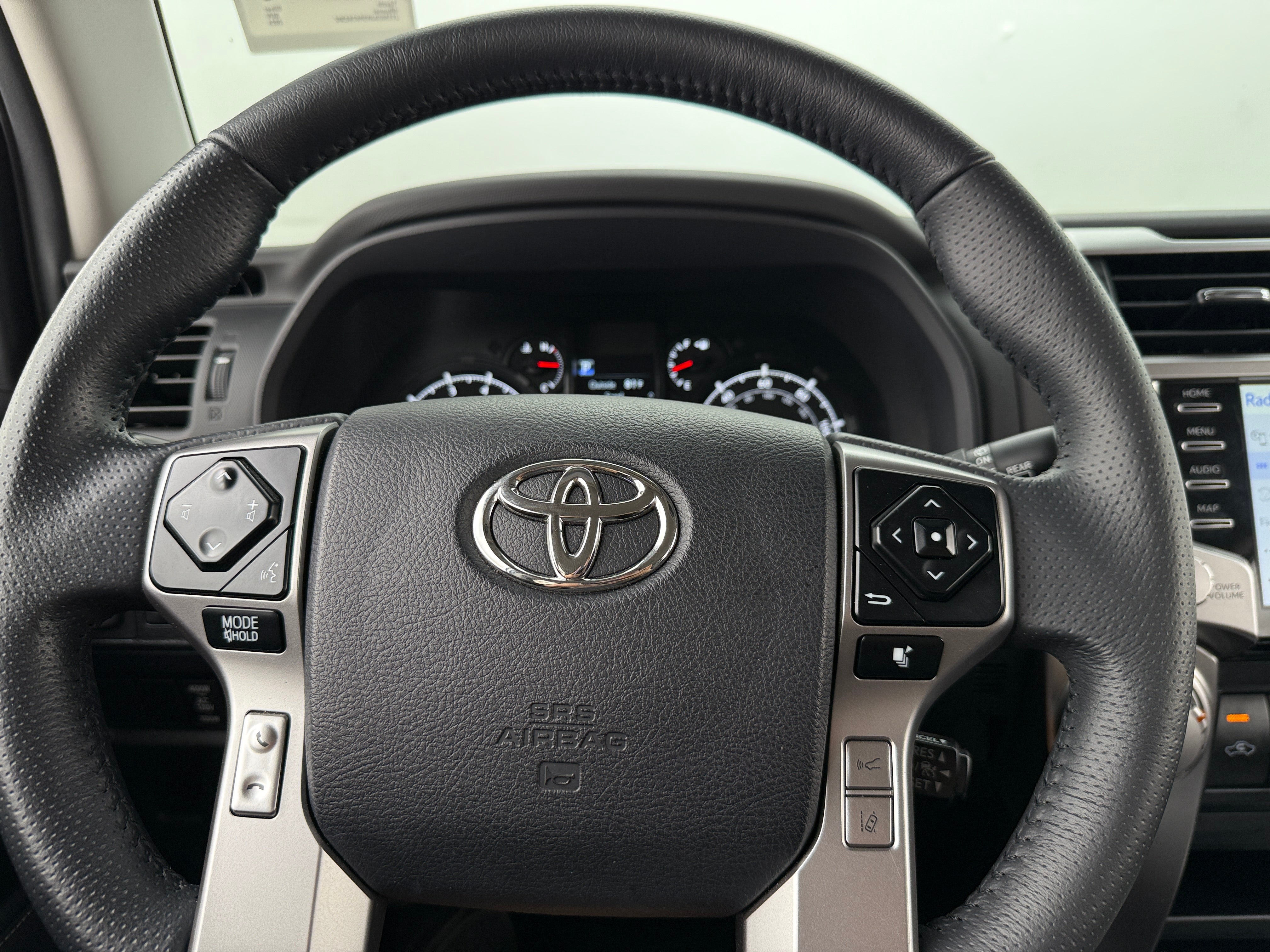 2024 Toyota 4Runner SR5 5