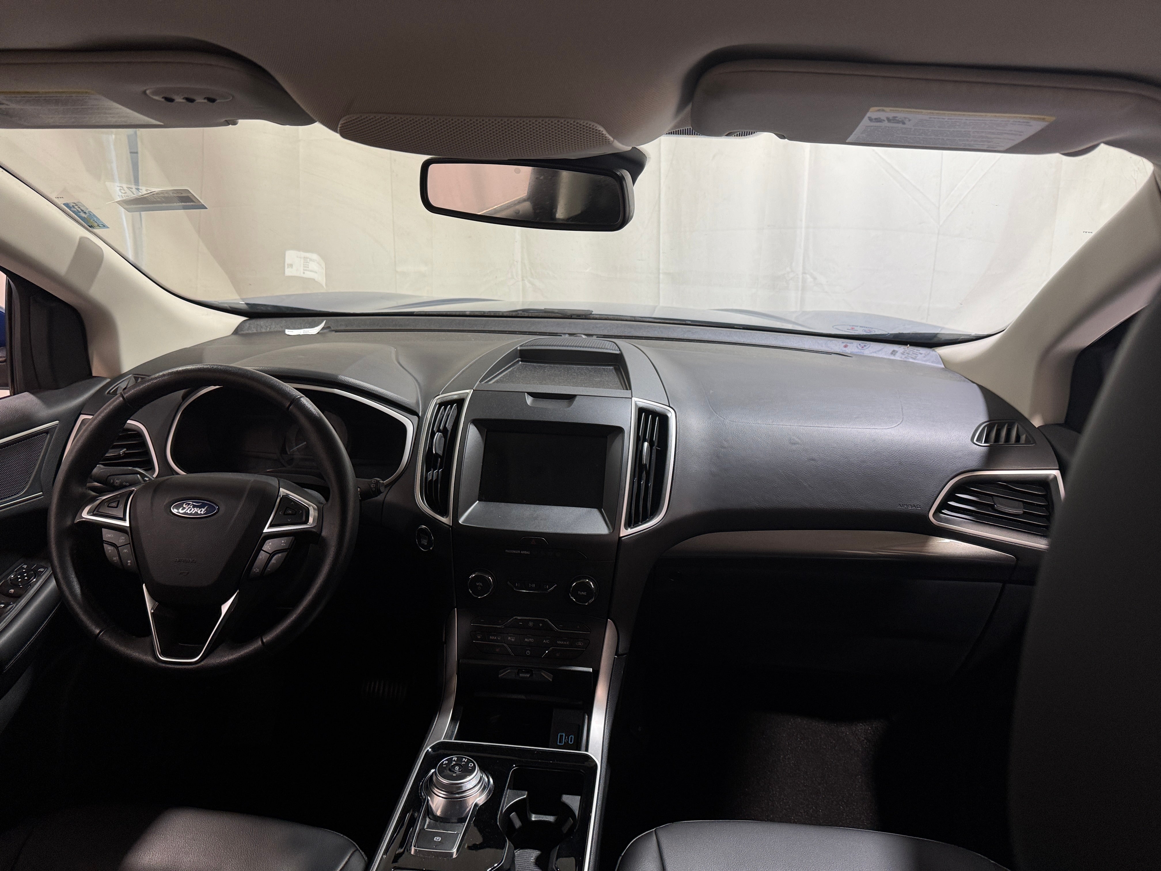 2020 Ford Edge SEL 2