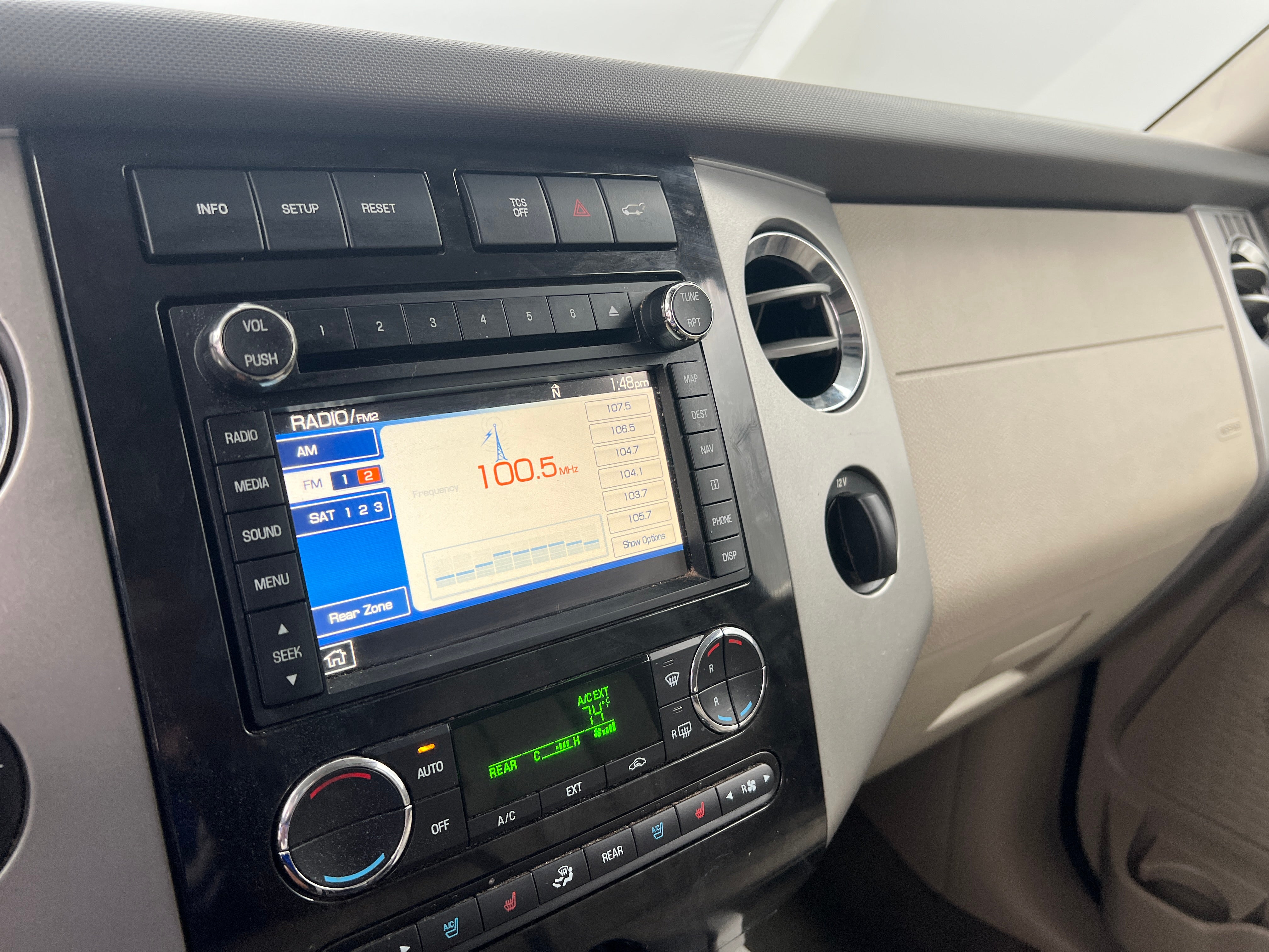 2013 Ford Expedition Limited 3