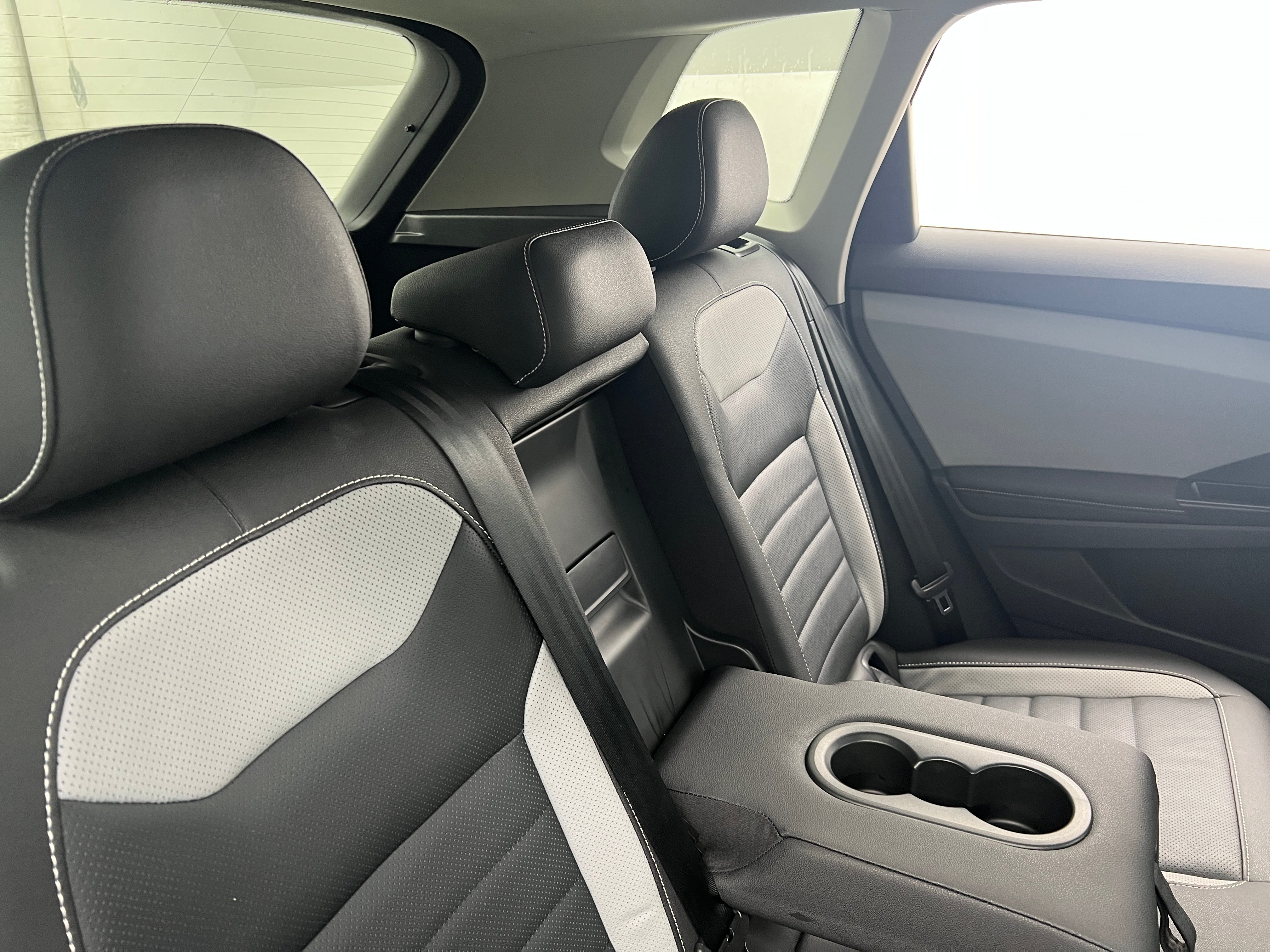 2024 Volkswagen Taos SEL 5