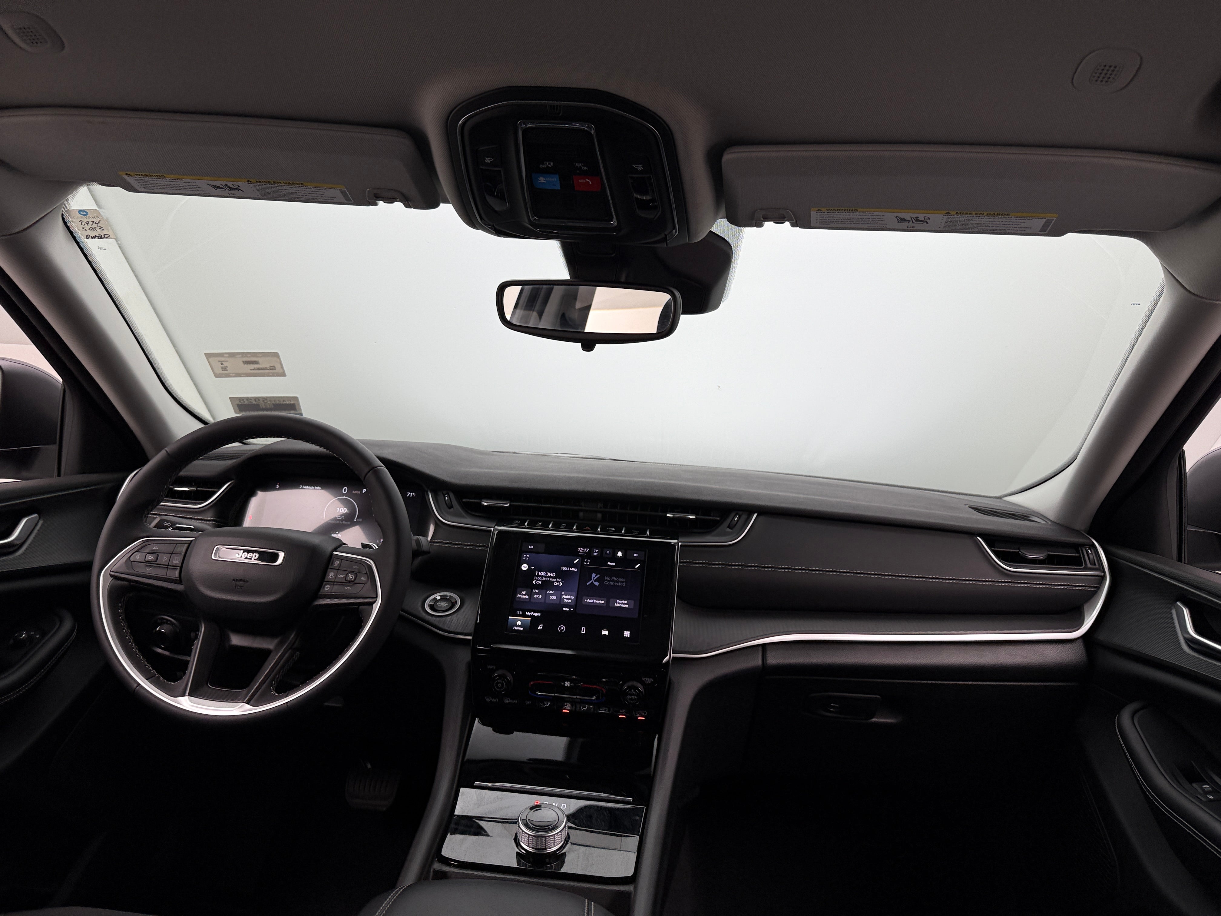 2024 Jeep Grand Cherokee L Laredo 3