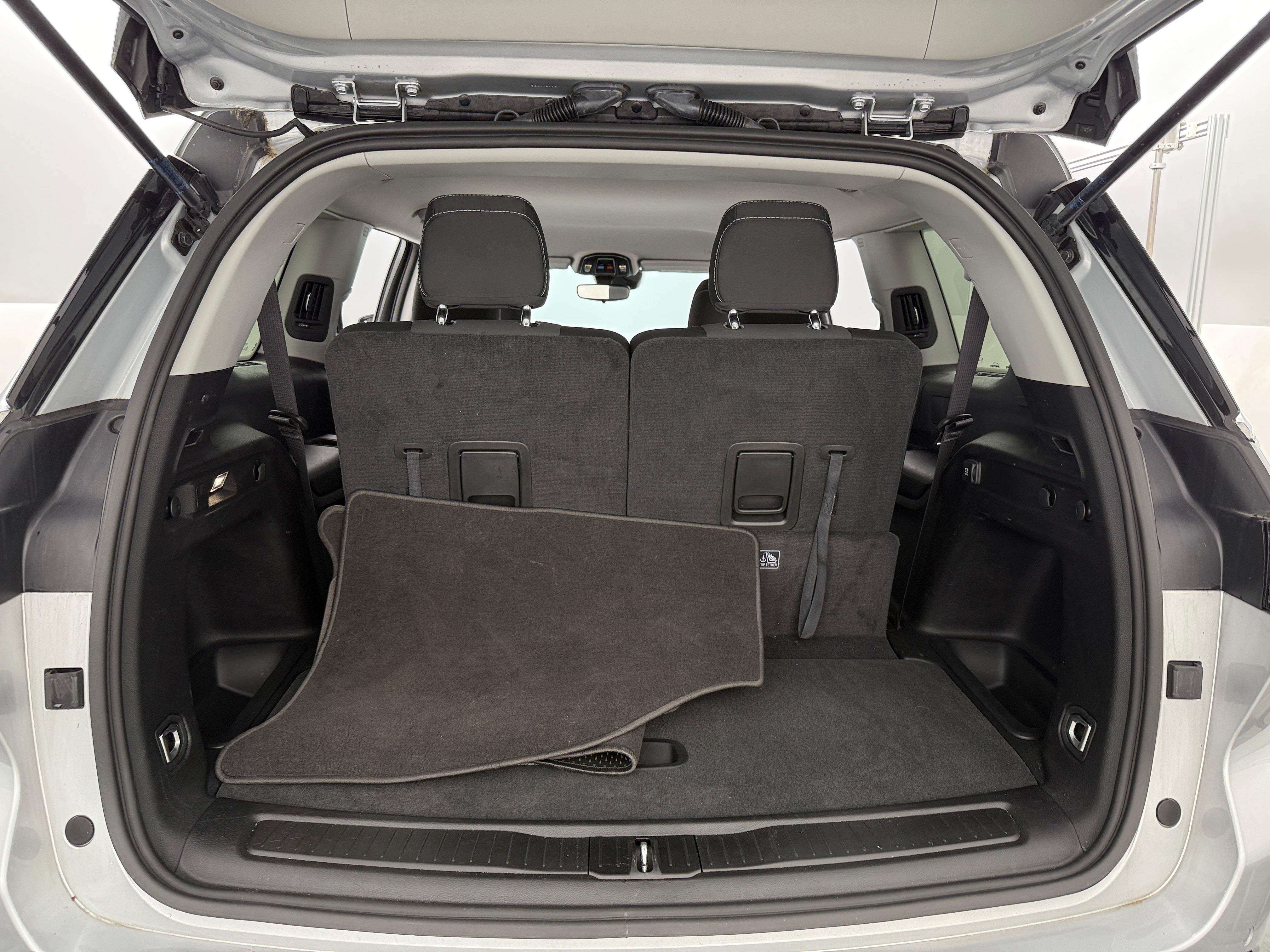 2024 Jeep Grand Cherokee L Laredo 7