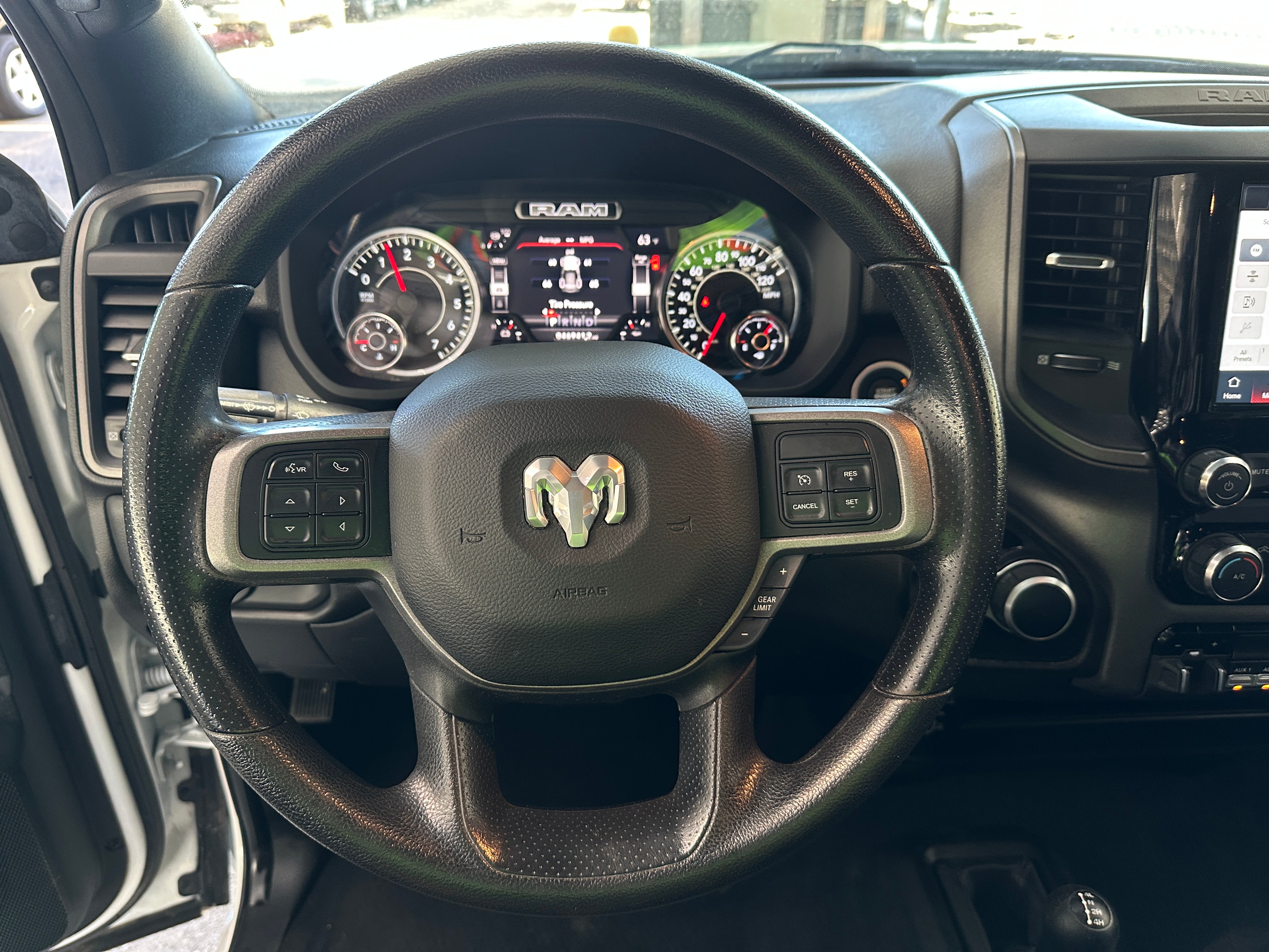 2022 RAM 2500 Tradesman 4