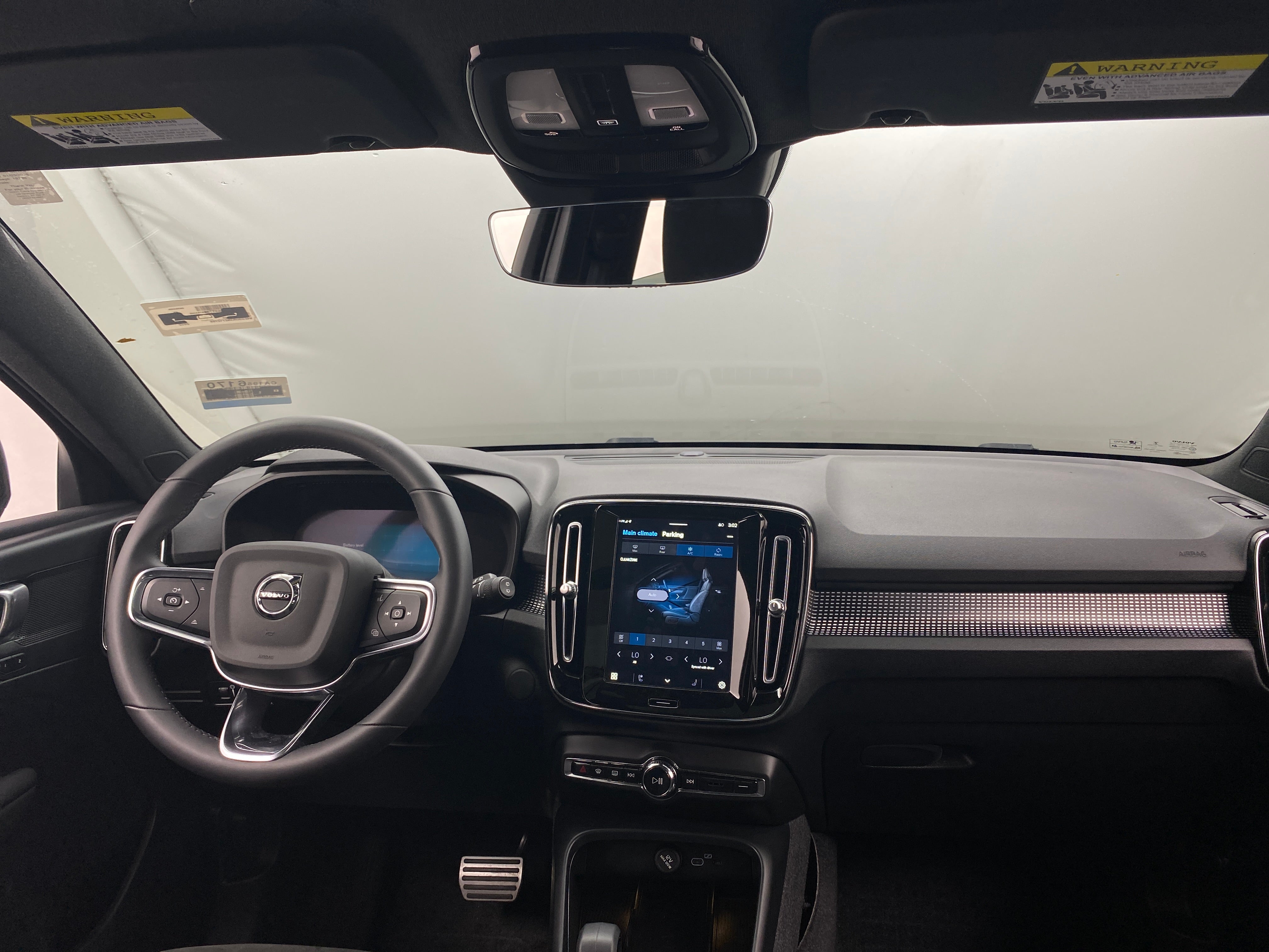 2022 Volvo XC40 Recharge Plus 2