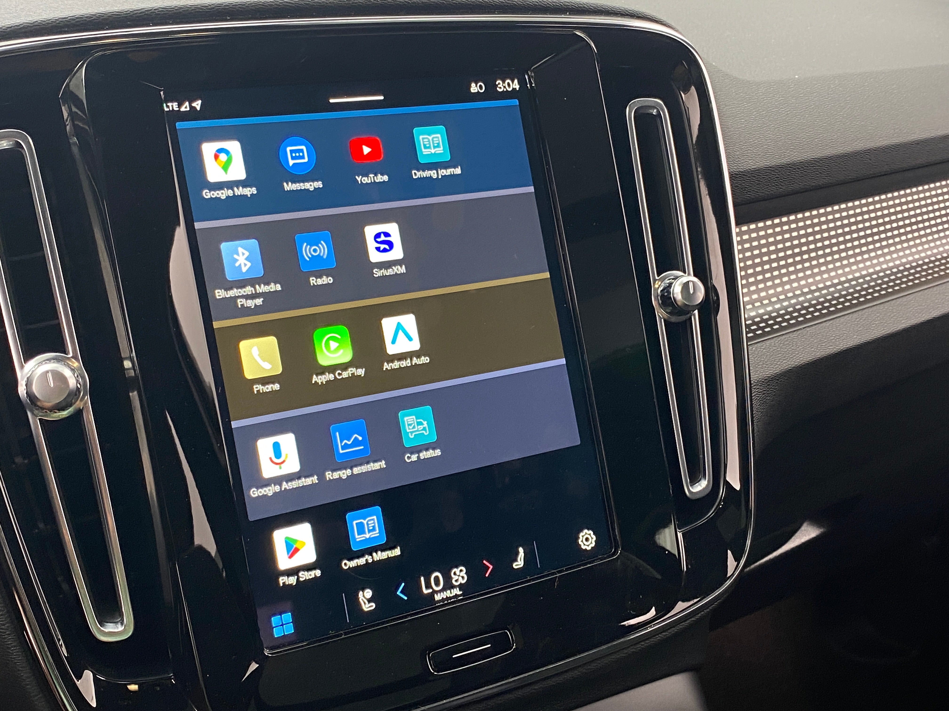 2022 Volvo XC40 Recharge Plus 3