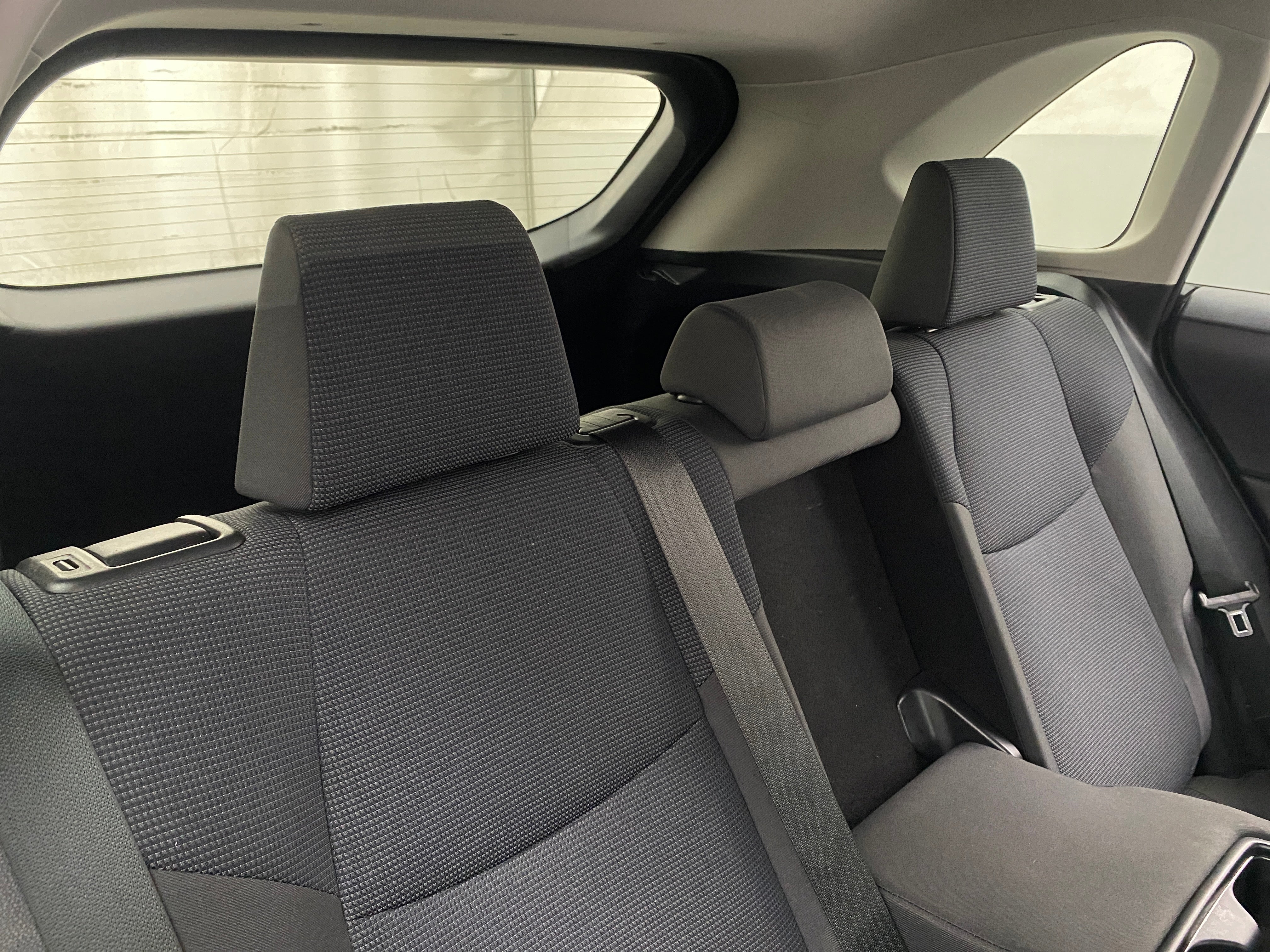 2021 Toyota RAV4 LE 6