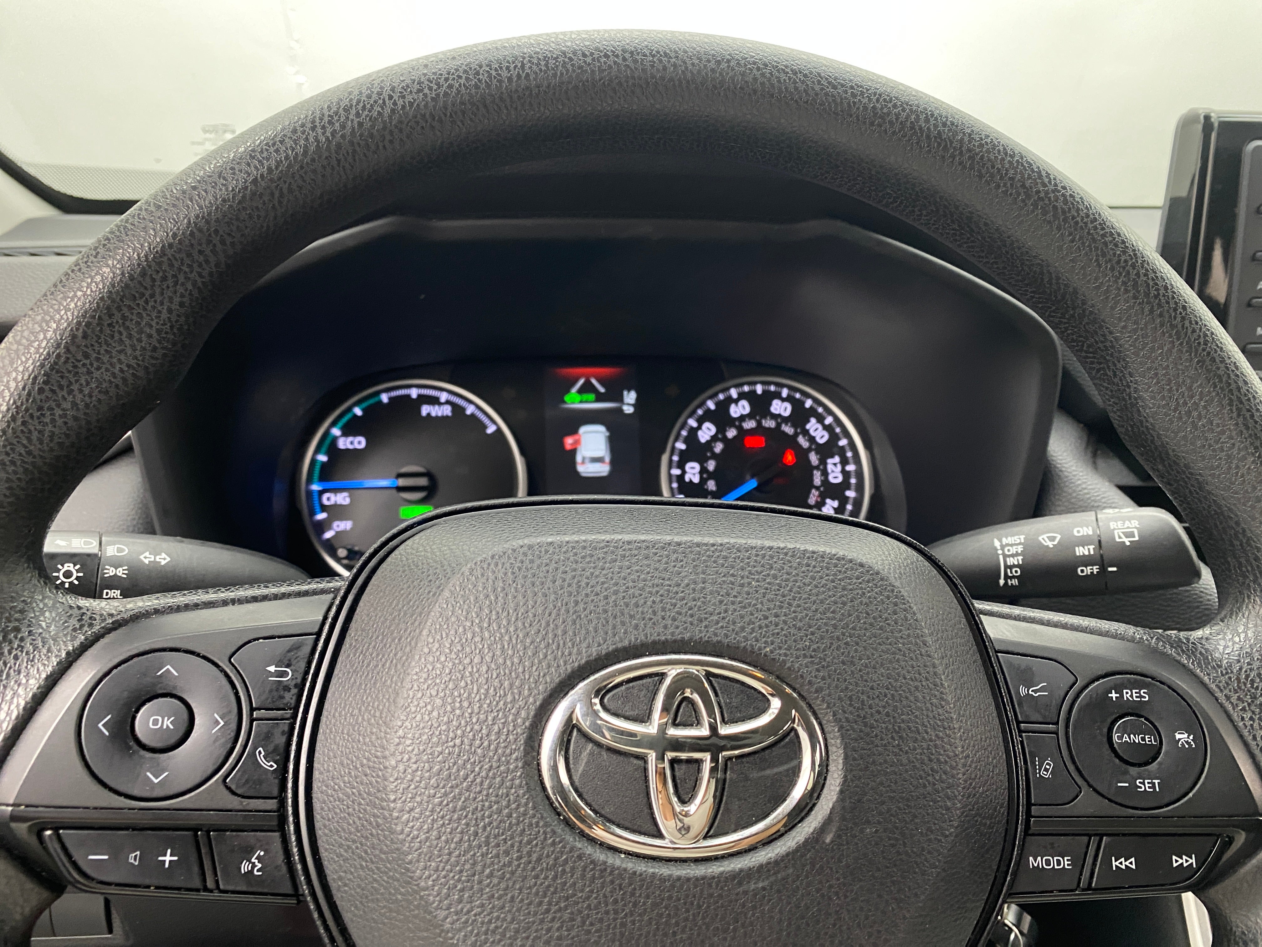 2021 Toyota RAV4 LE 5