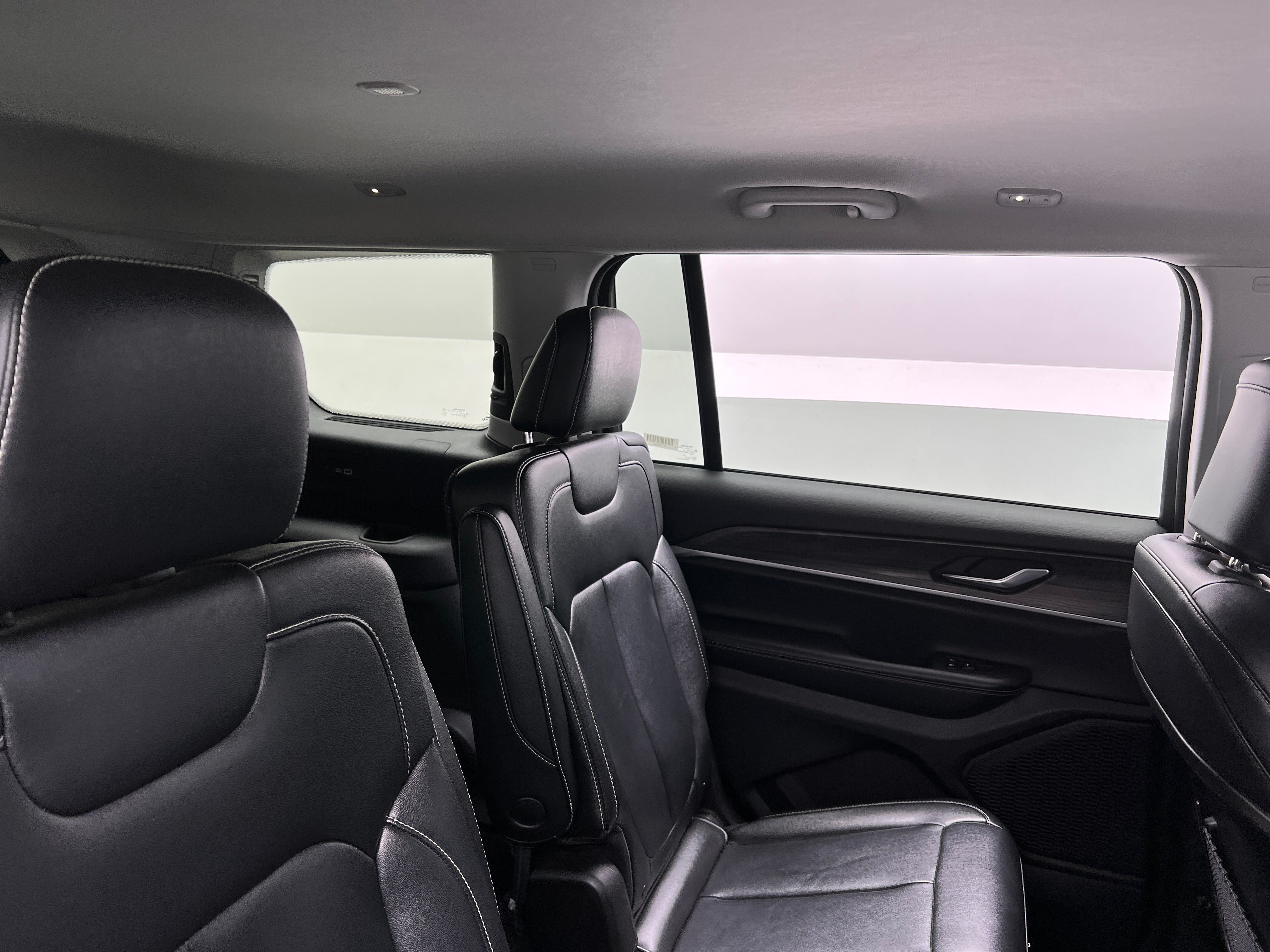 2023 Jeep Grand Cherokee L Limited Edition 5