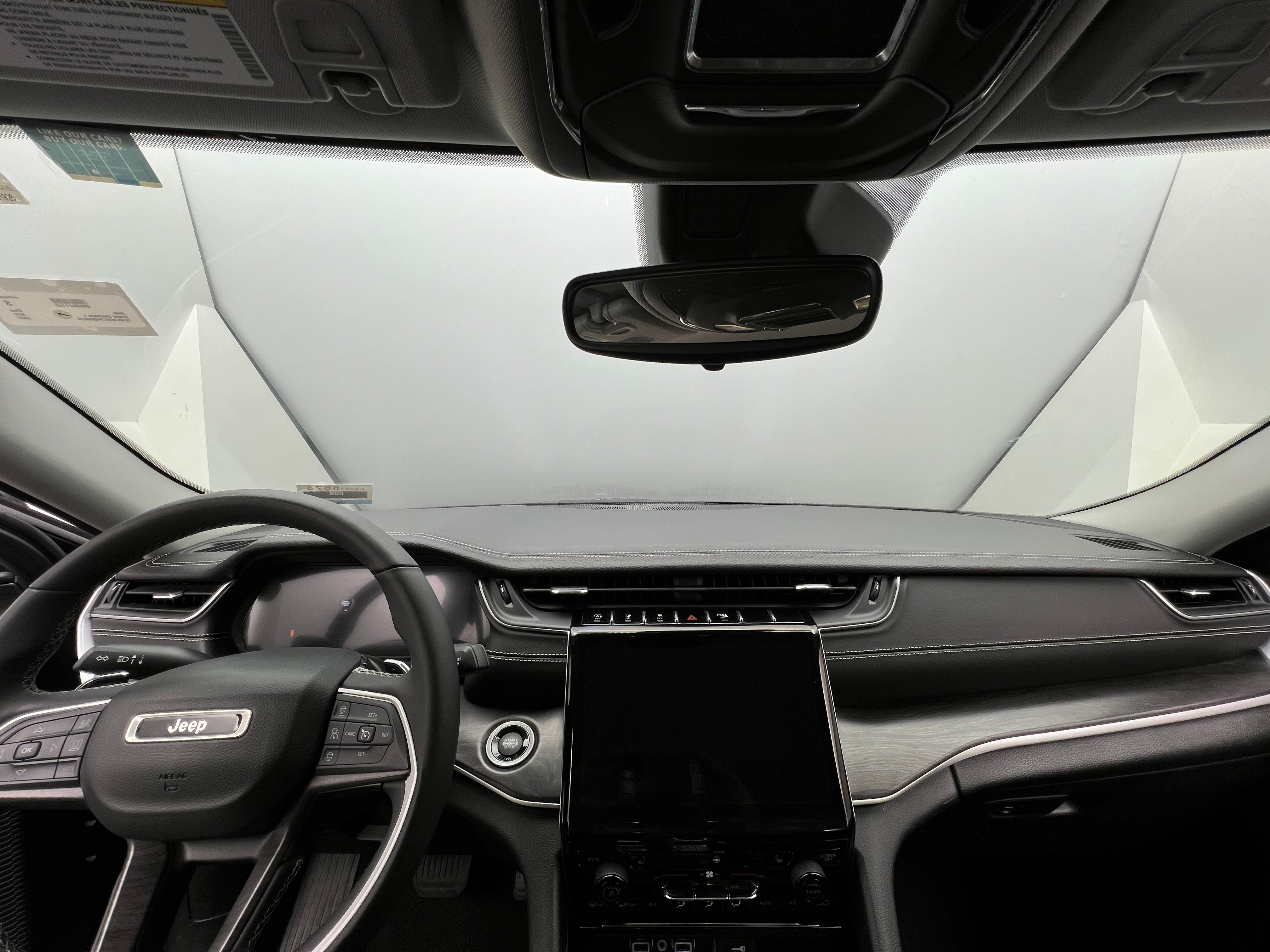 2023 Jeep Grand Cherokee L Limited Edition 2