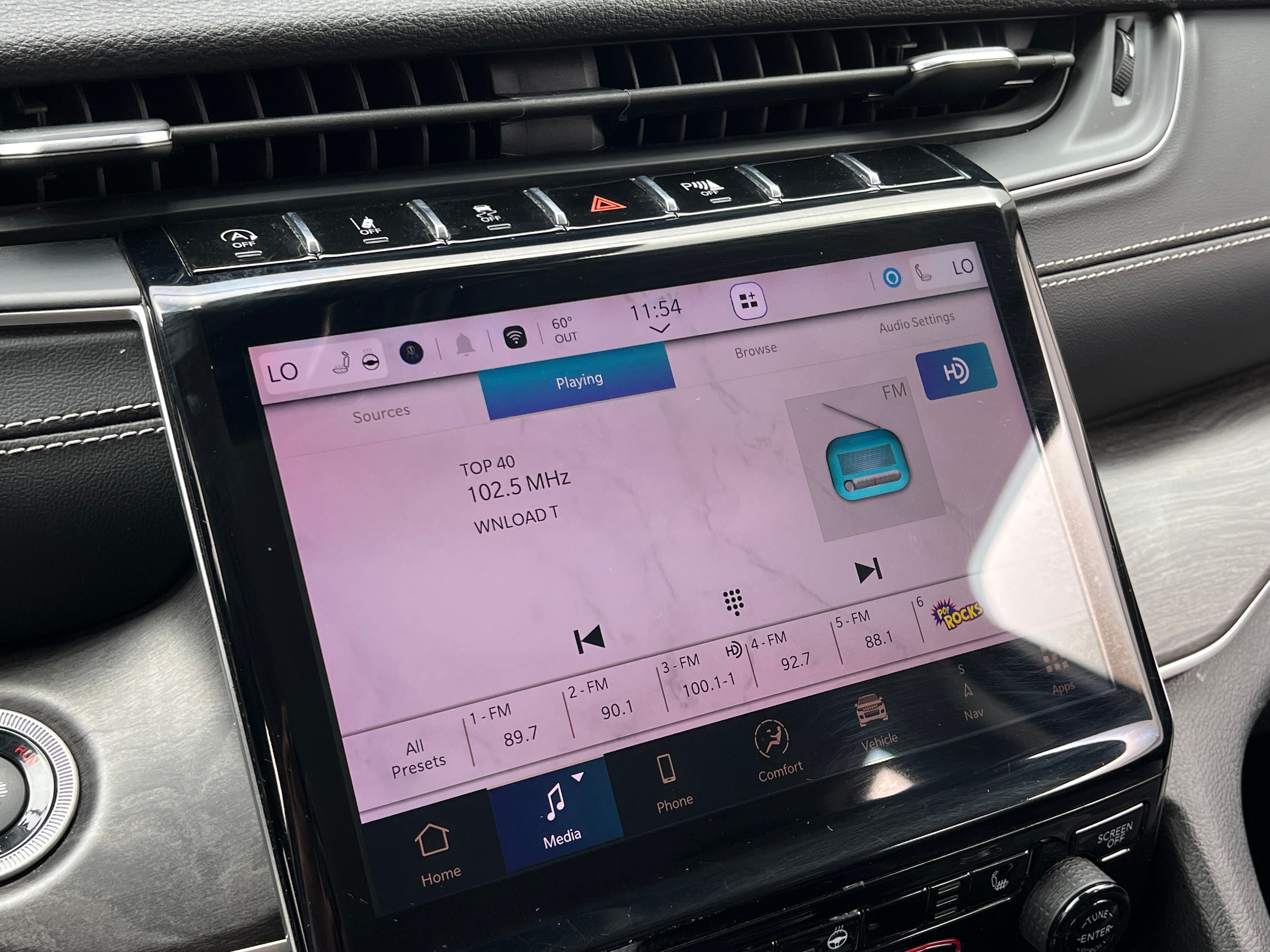2023 Jeep Grand Cherokee L Limited Edition 3
