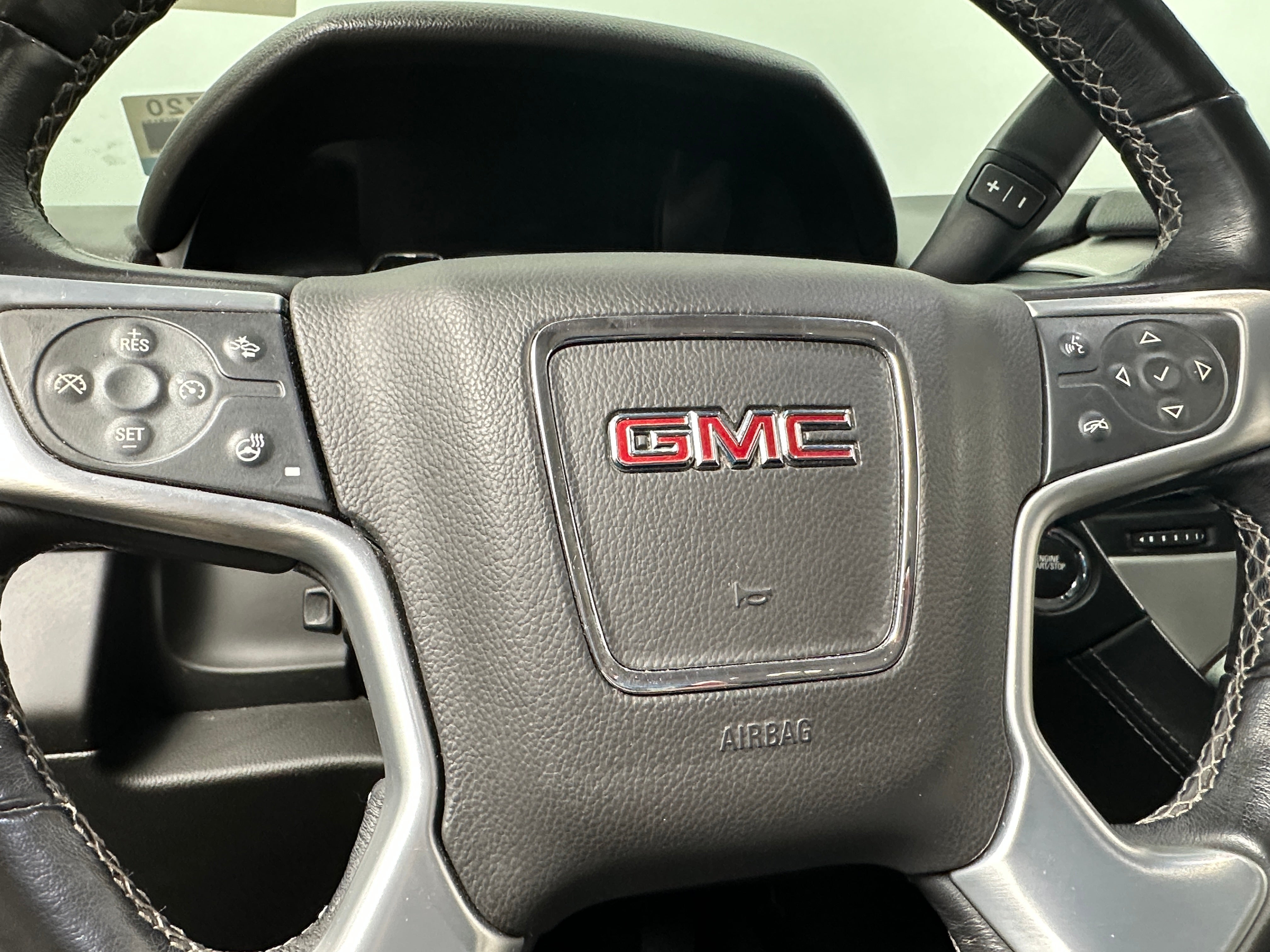 2019 GMC Yukon SLT 4