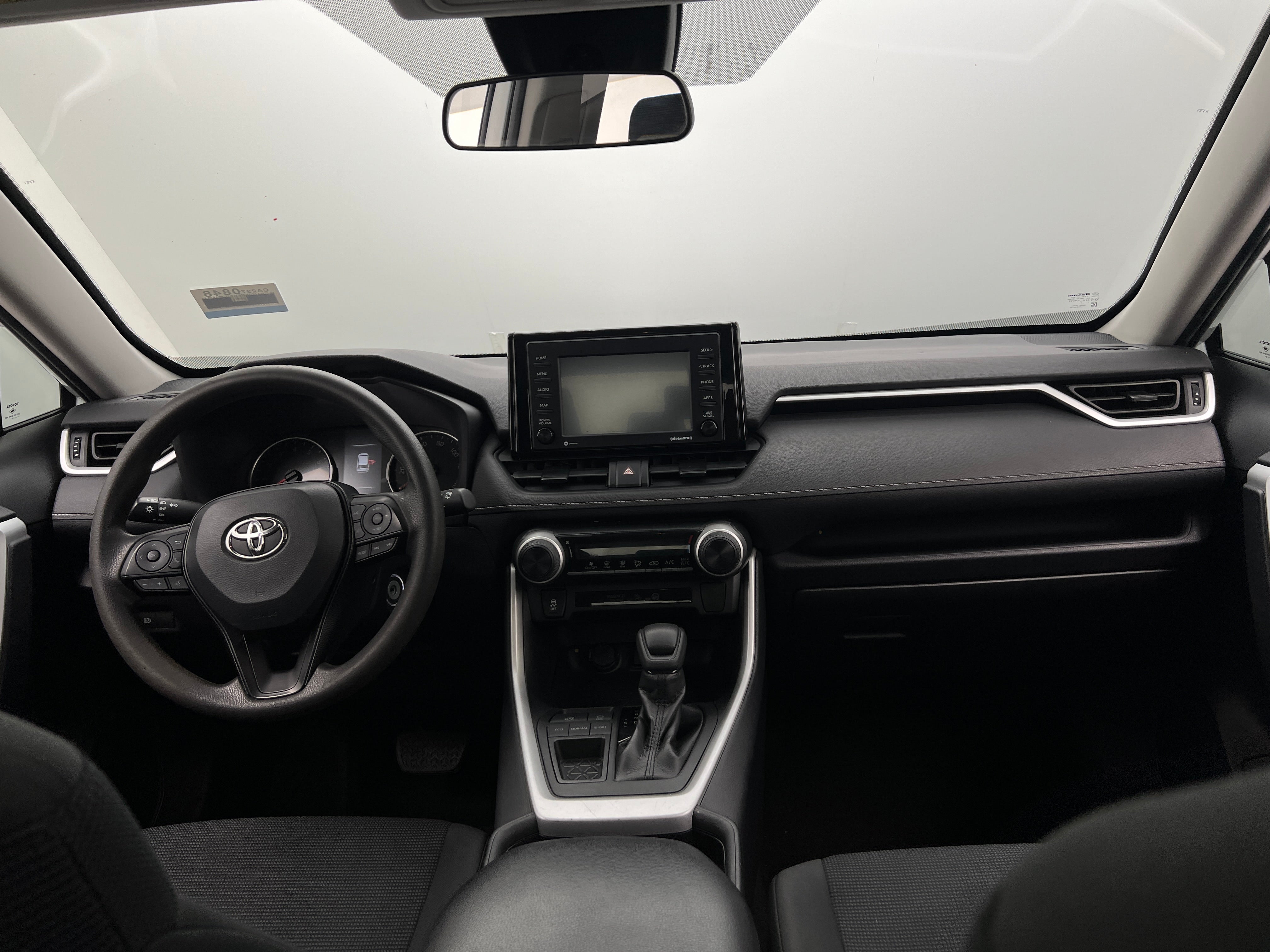 2020 Toyota RAV4 LE 3