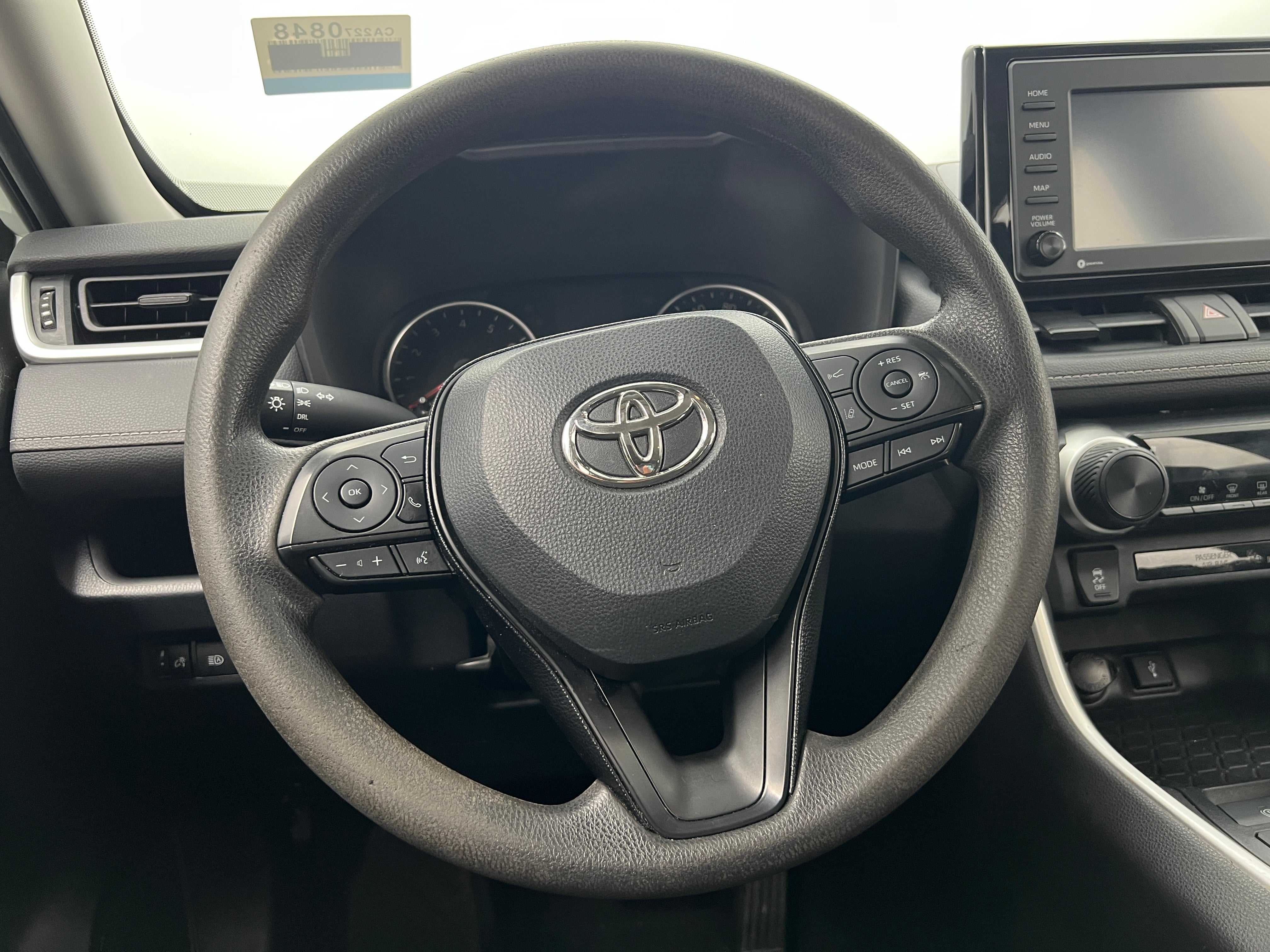 2020 Toyota RAV4 LE 5