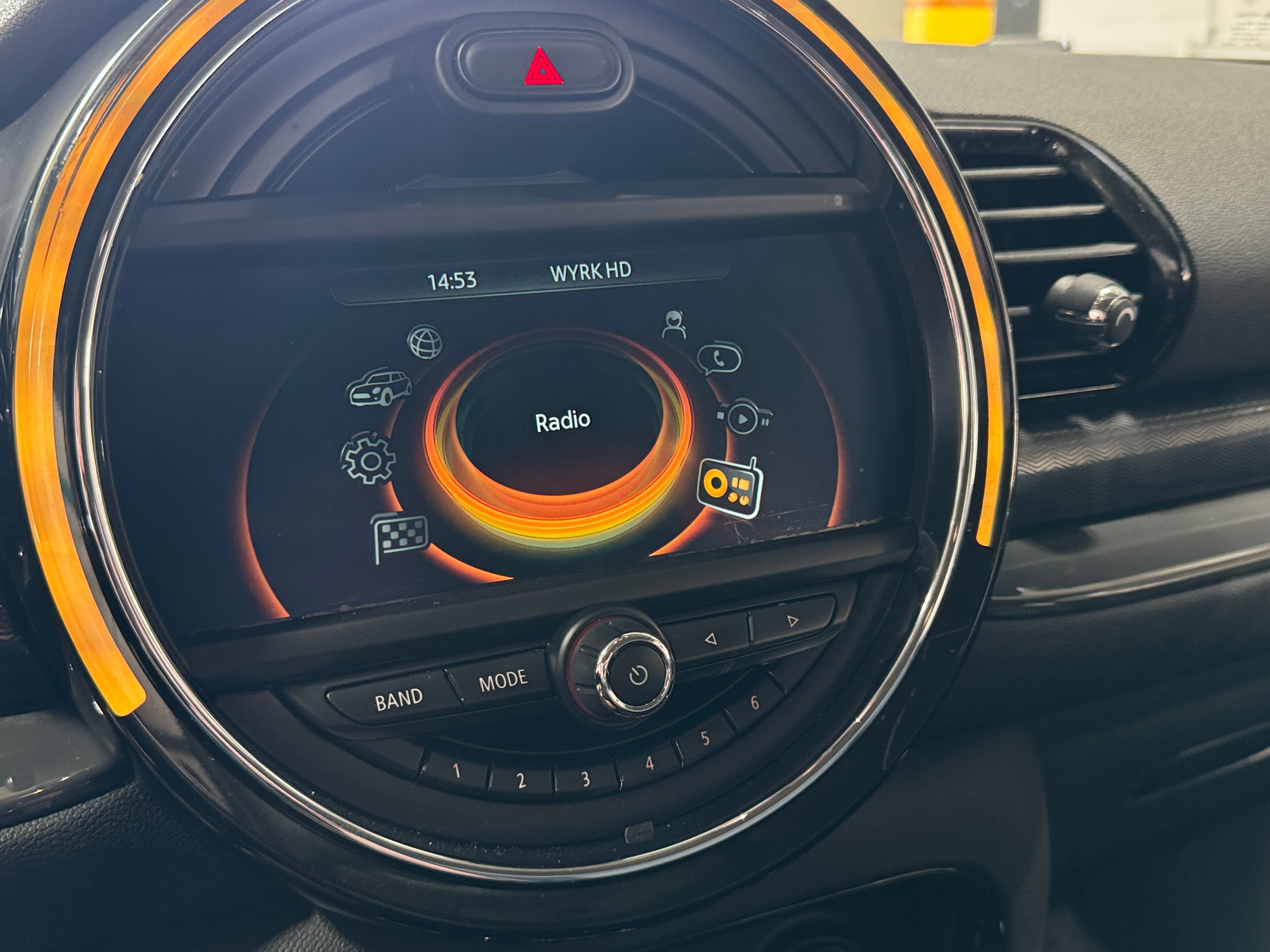 2017 MINI Cooper Clubman  3